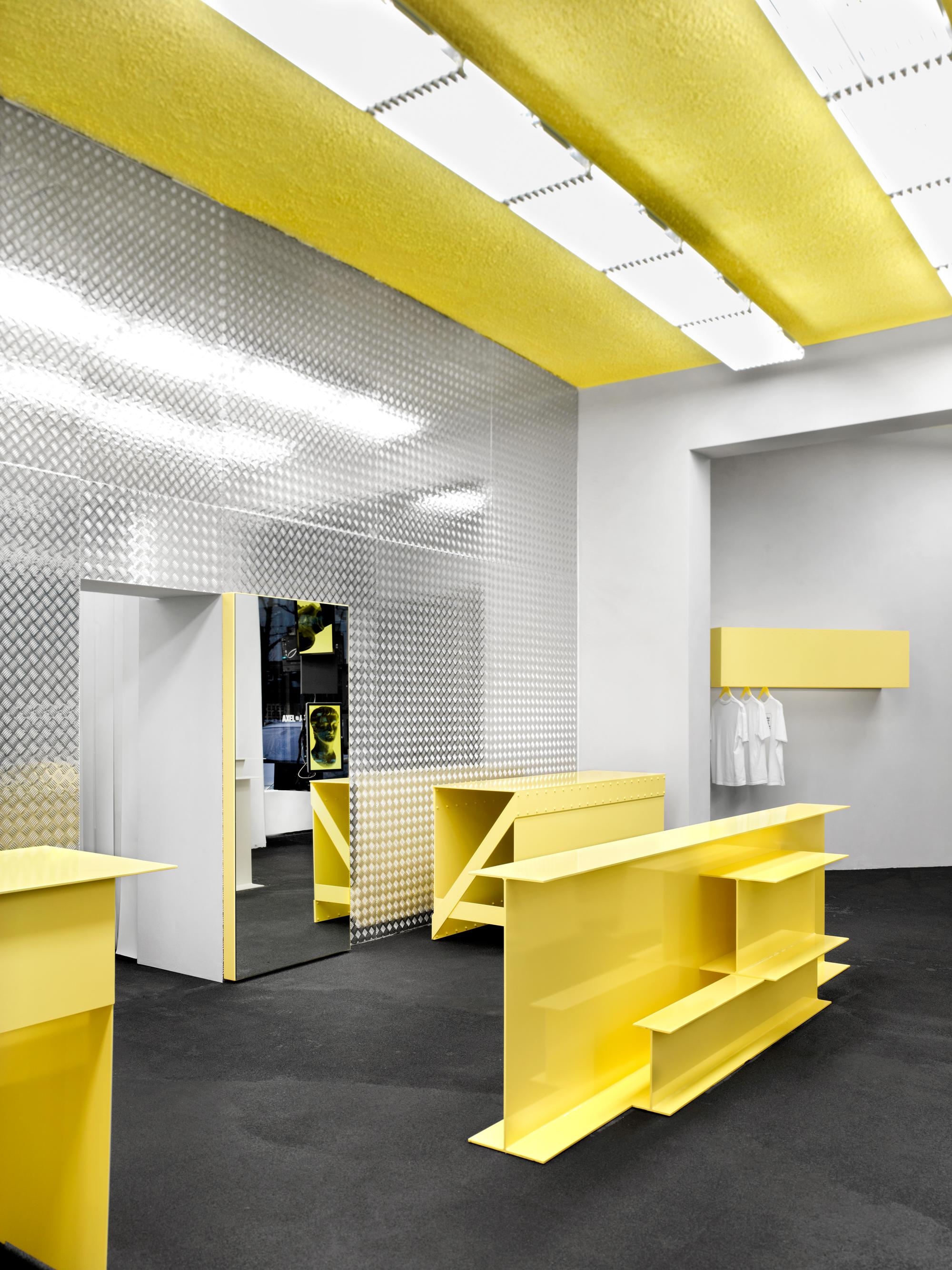 Interior design by Halleroed for Axel Arigato in Södra Larmgatan 7, Gothenburg — image 7 of 10