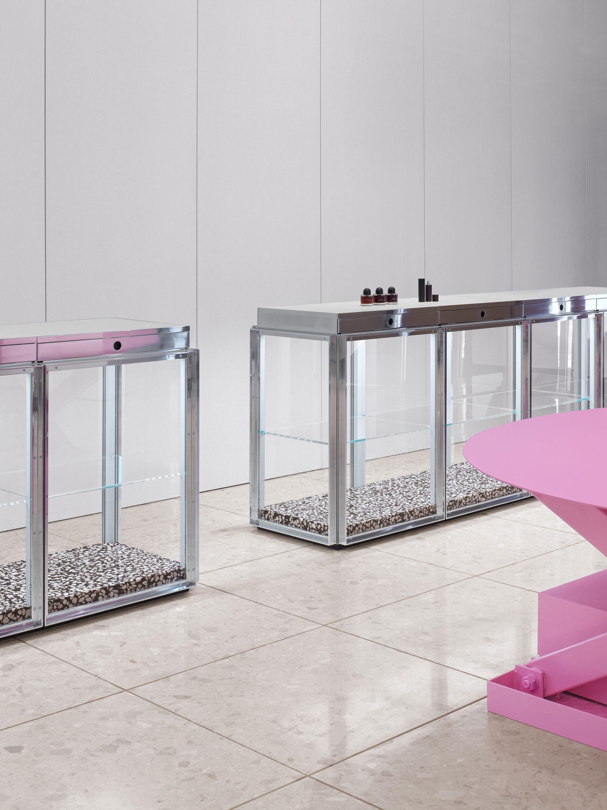 Interior design by Halleroed for Byredo in Silver Lake, 3828 W Sunset Boulevard, Los Angeles — image 3 of 4