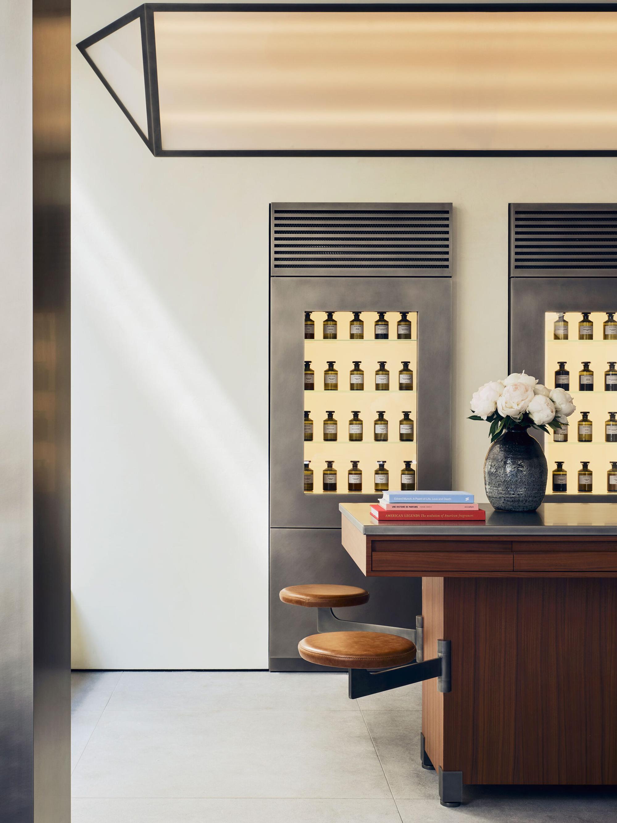 Interior design by Halleroed for Matiere Premiere in 306 Rue Saint-Honoré, Paris — image 6 of 11