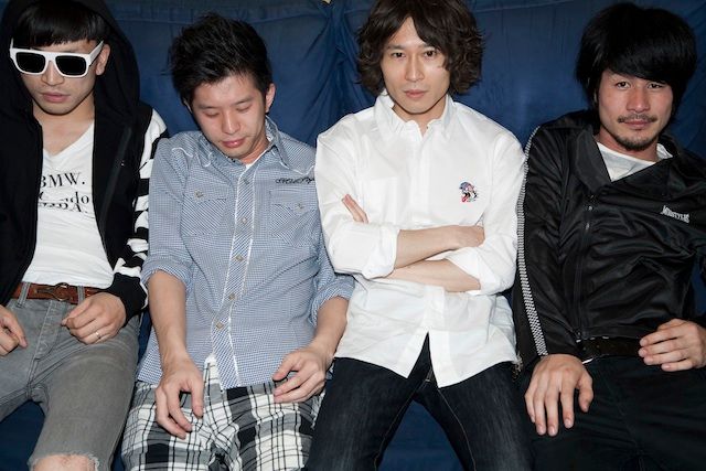 Riddim Saunter Main Image