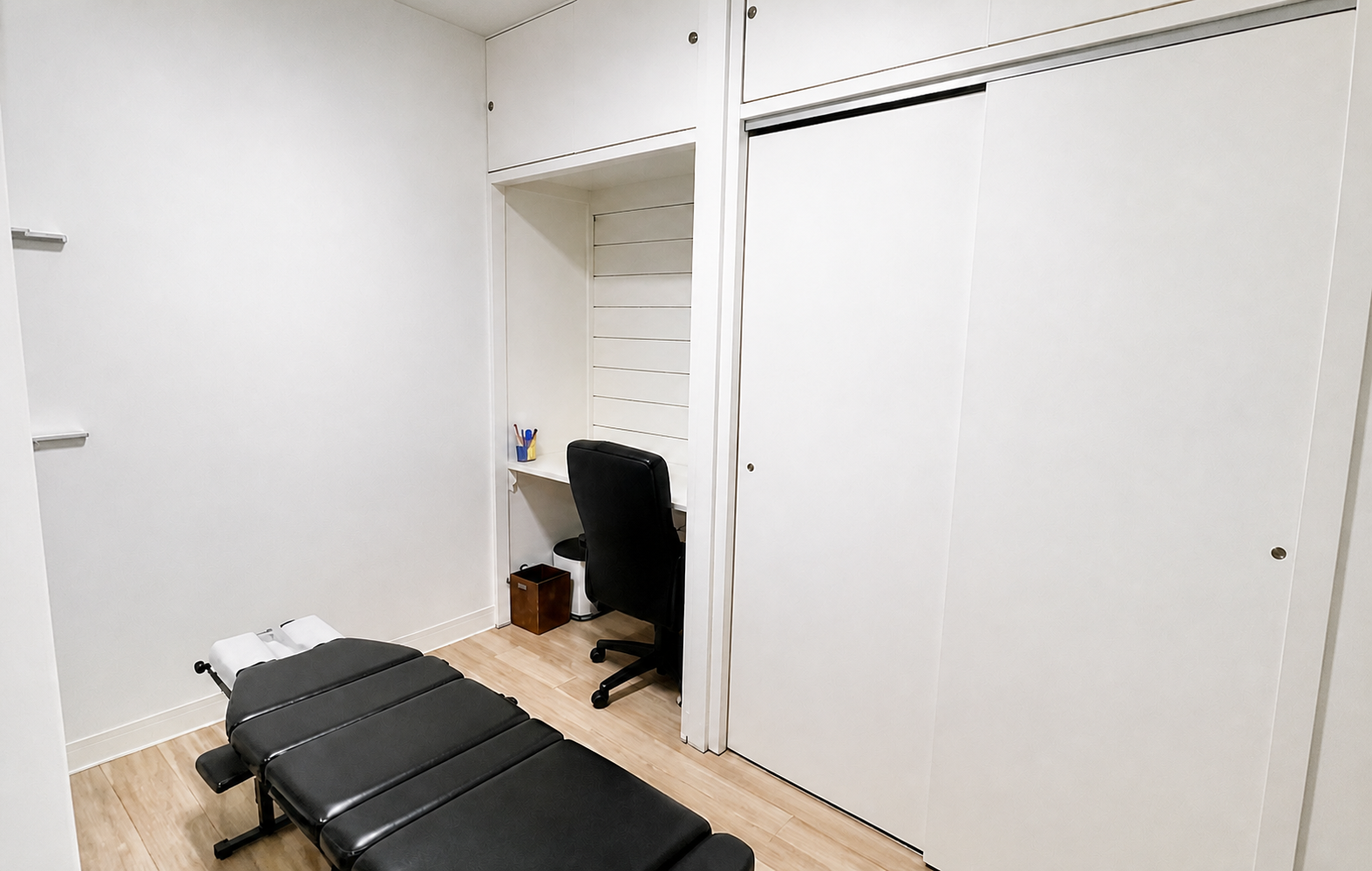 Comfortable patient care room