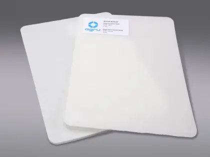 Tekstiillaminaadiga plastplaadid