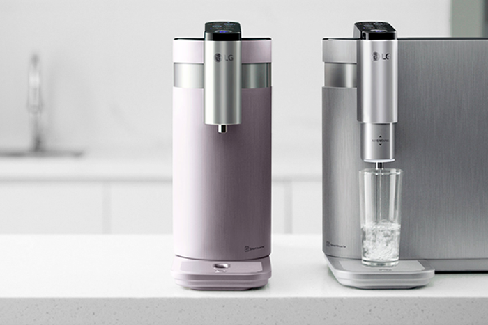 LG: Bringing a Fluid Experience for LG's PuriCare Water Purifier