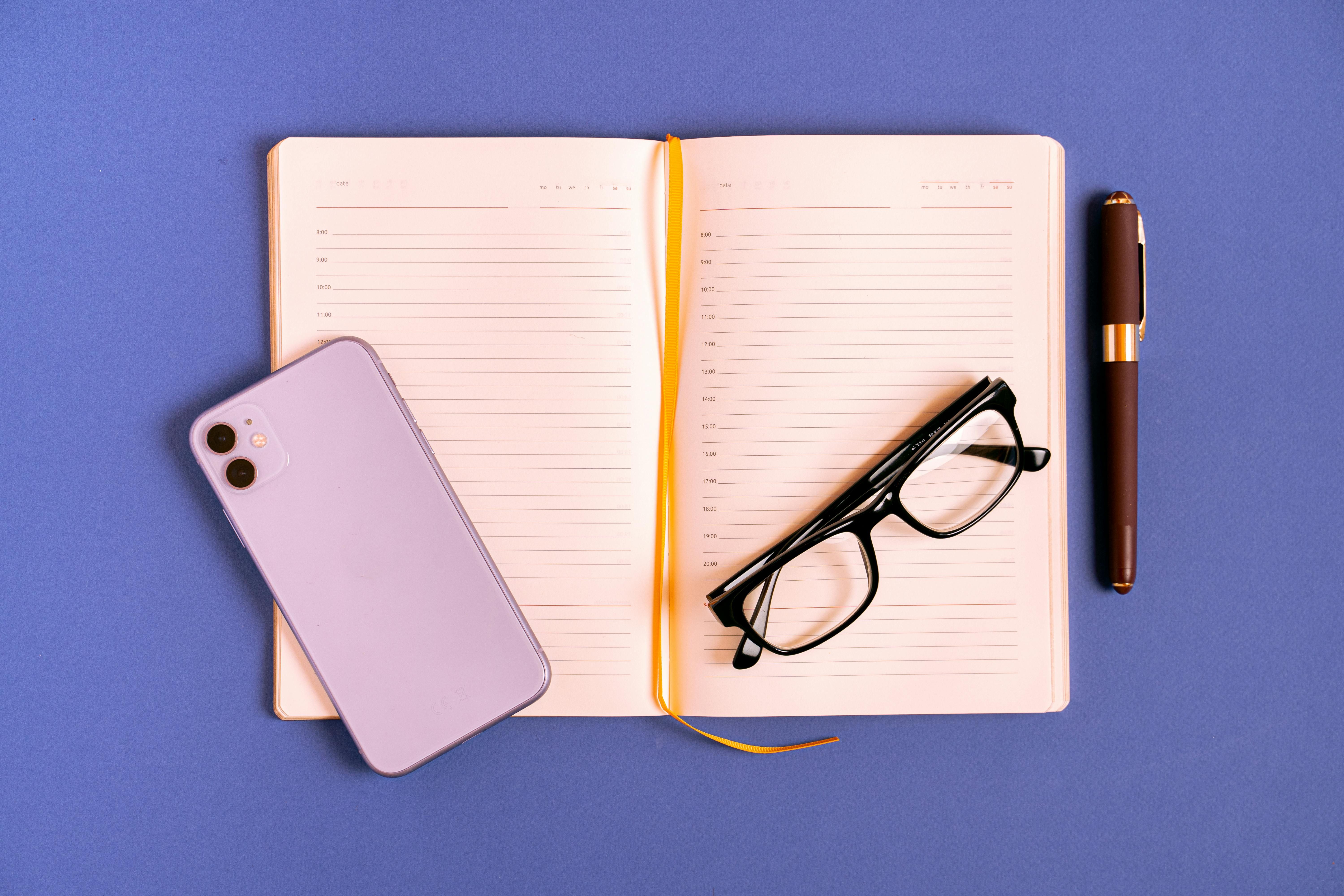 Simile definition: Make your comparisons hit like a freight train