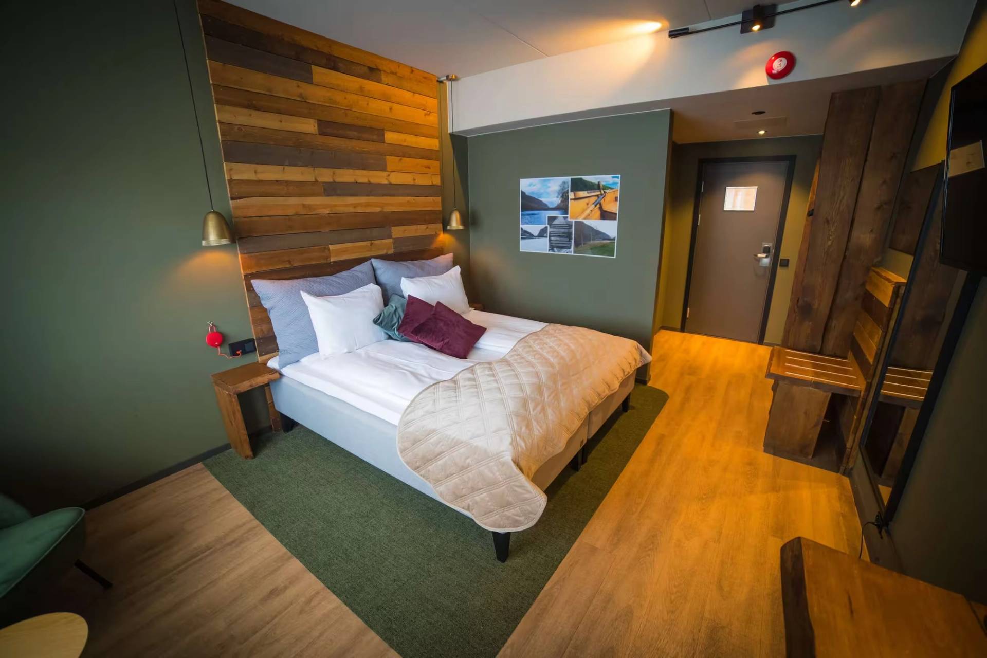 Accommodation