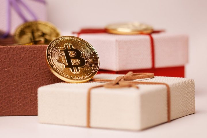 How To Buy Gift Cards With Bitcoin and Cryptocurrency