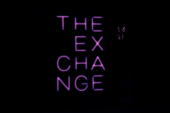 What is DEX? An In-Depth Understanding of Decentralized Exchanges, Their Advantages, and Challenges