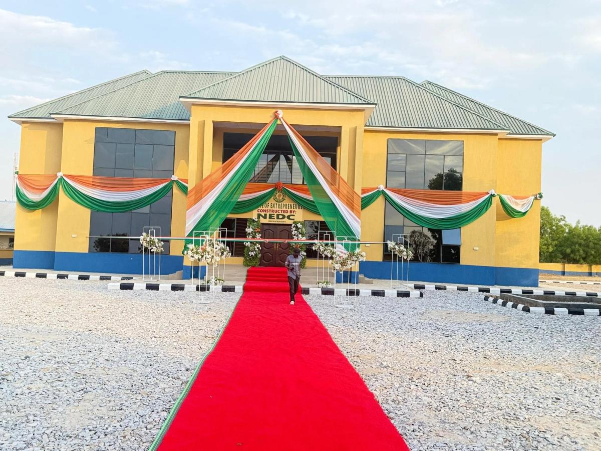 Minister Uba Maigari Commissions Ultra-Modern Entrepreneurship Institute at Taraba State University, Jalingo
