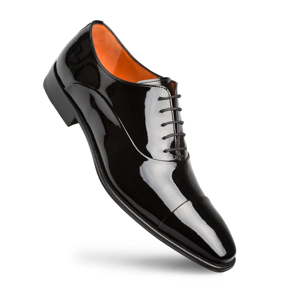 Patent leather oxford shoe