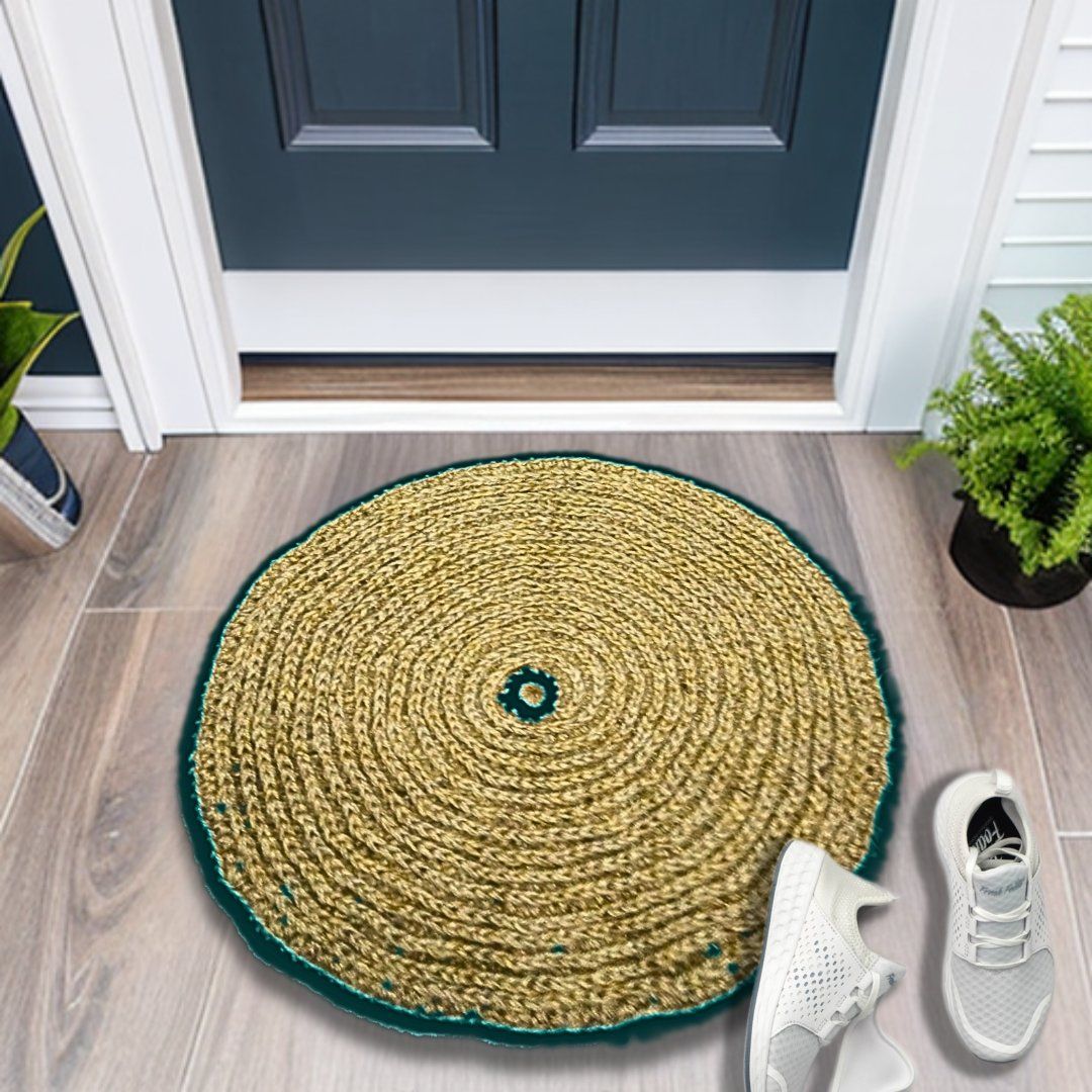 Green circle center border — hero shot