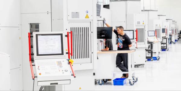 Defense-Tech Startup Hadrian Raises $260 Million for New Robot Factory