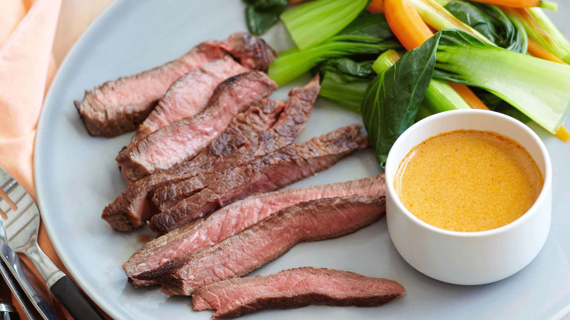 Seared Beef with Thai Red Curry Sauce