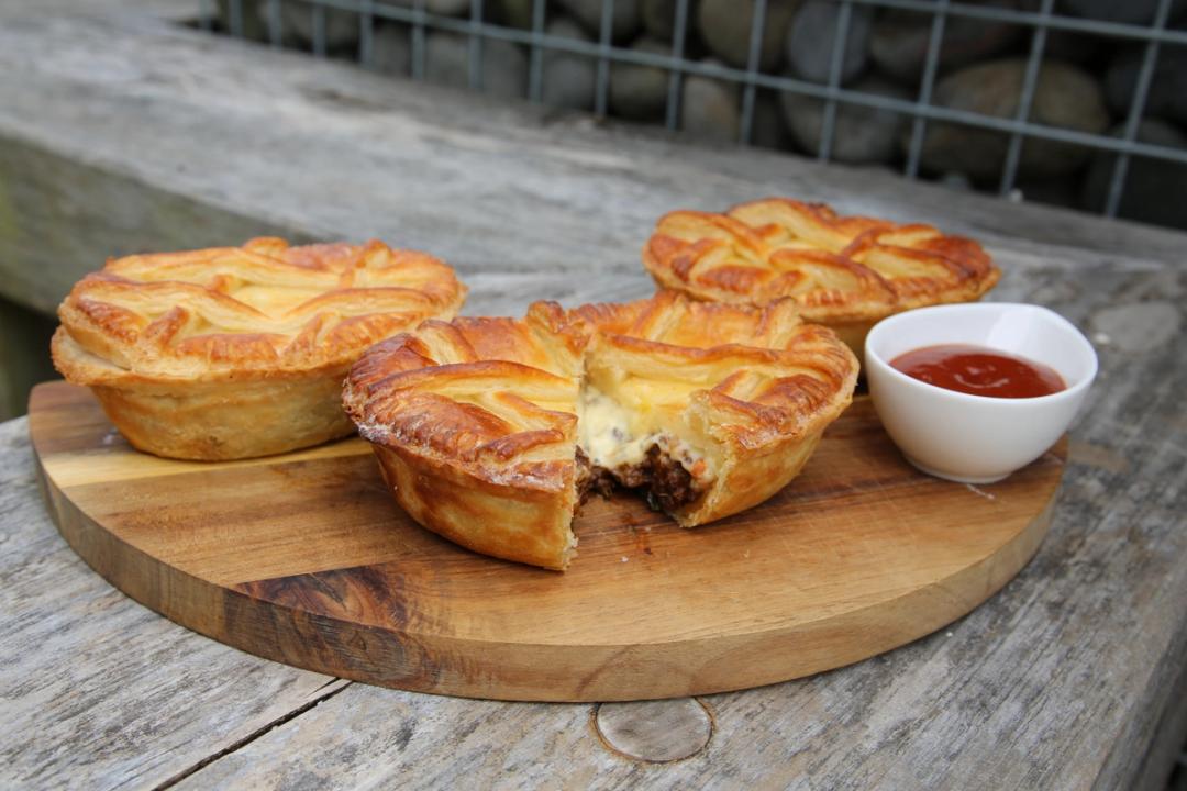 The Ultimate Mince n’ Cheese Pie Recipe | Beef + Lamb New Zealand