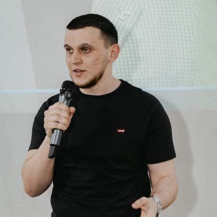 Владислав Богаченко