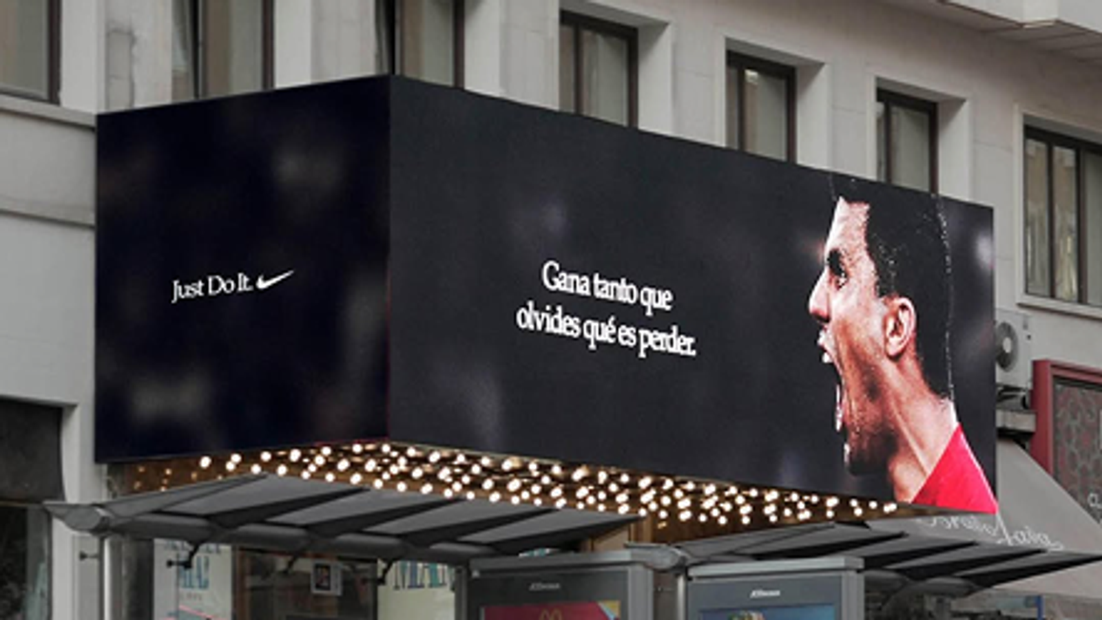 NIKE OOH