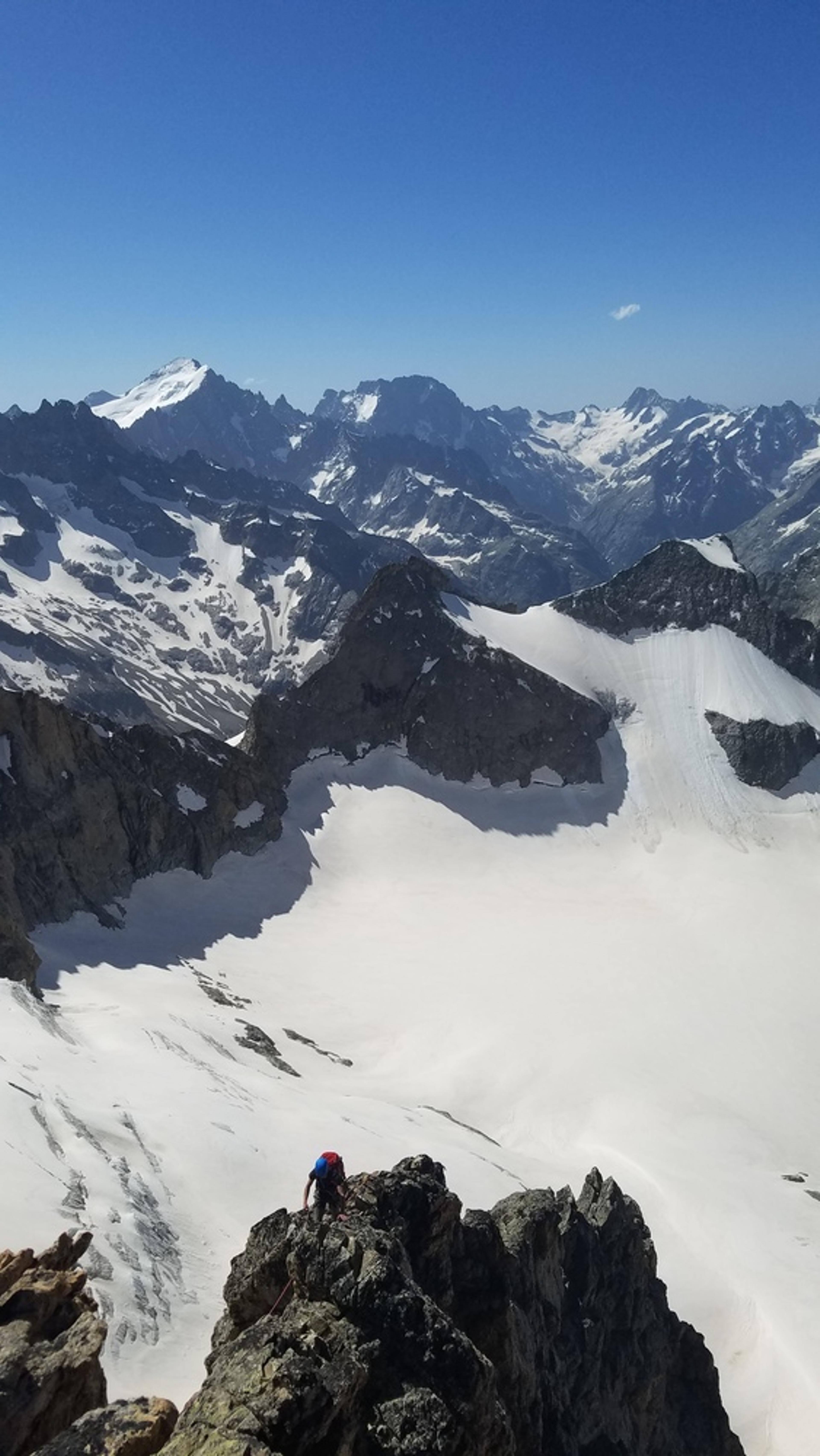 Pilier Candau - Encore un bout d'arête