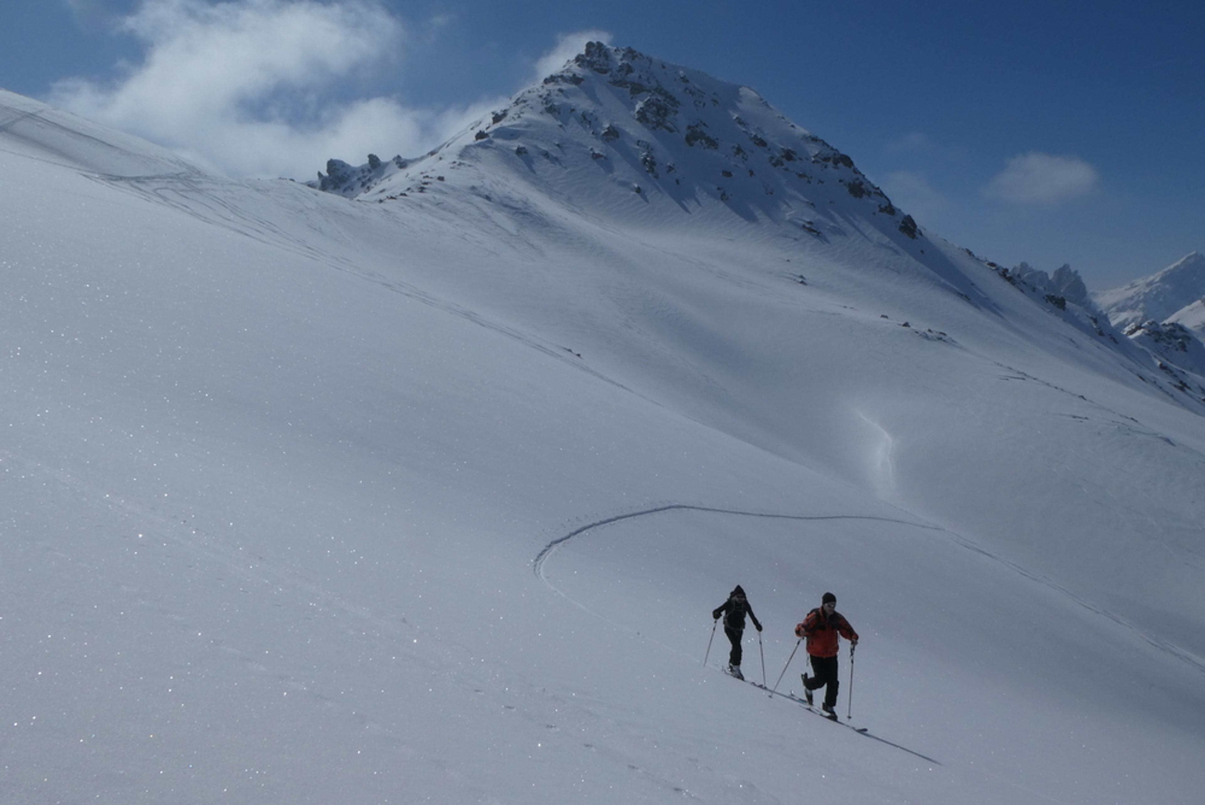 Ski rando terre rouge - Vers la Pissine - Remontée