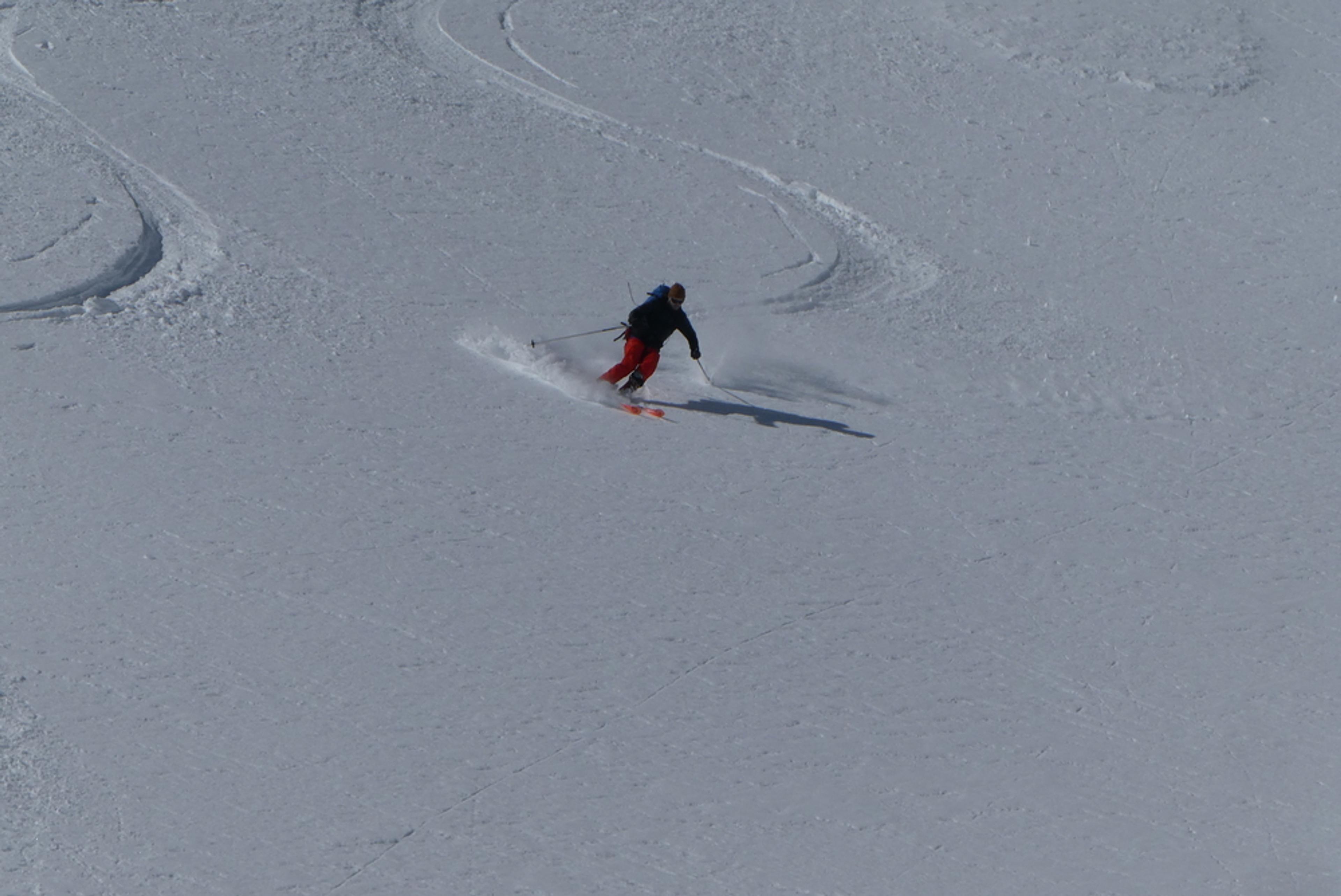 Raid ski randonnée Cerces - Antoine dans la powpow