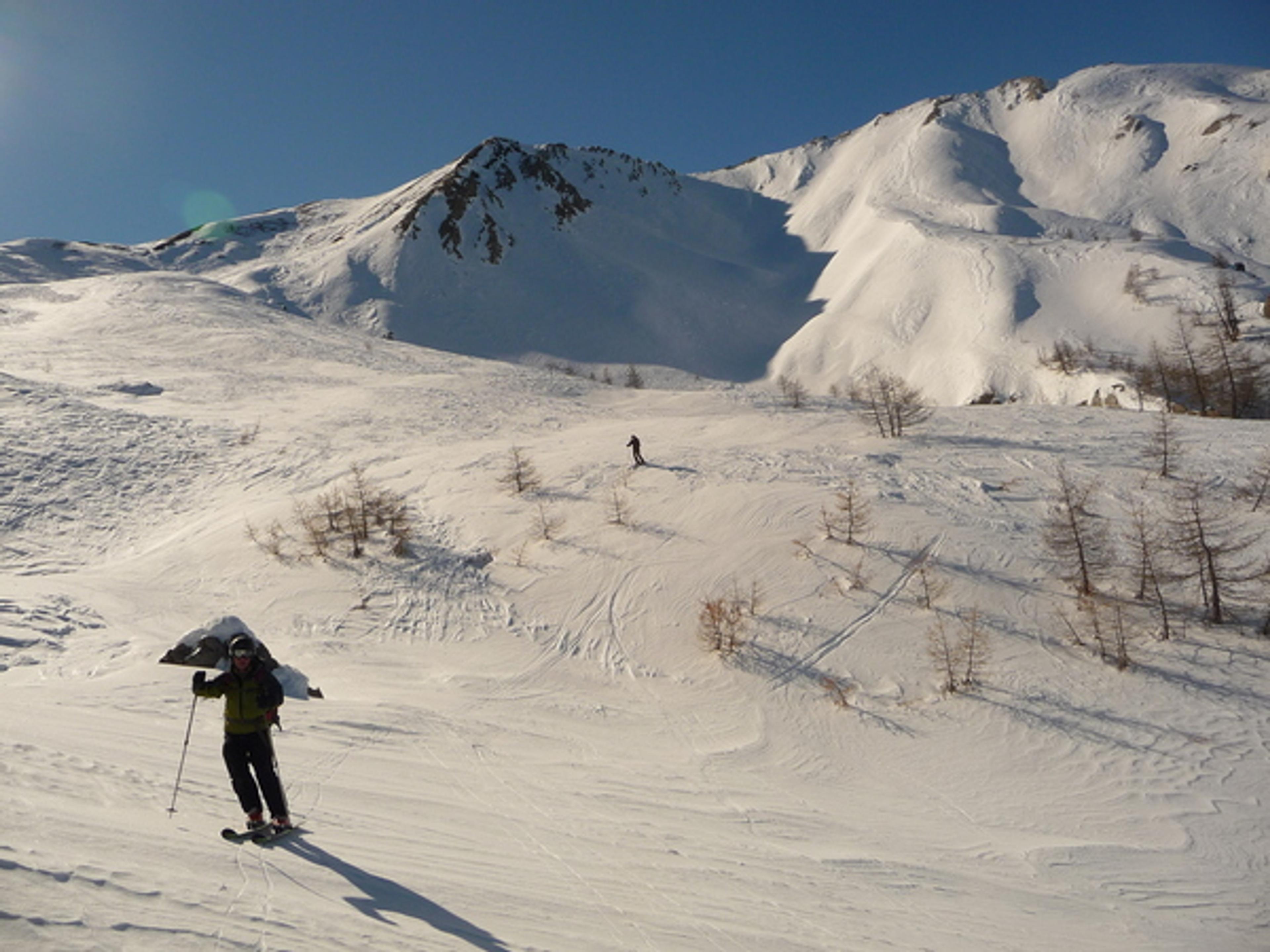 Hors piste Serre Chevalier - Dans le Vallon des Corneilles, on suit le lisse