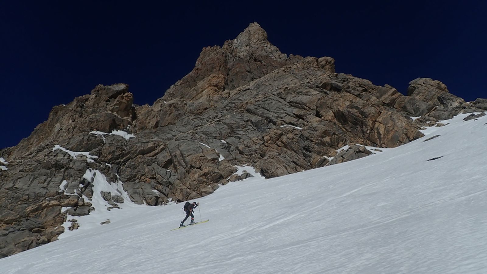 Raid ski – Col de Stroppia – Humain montant