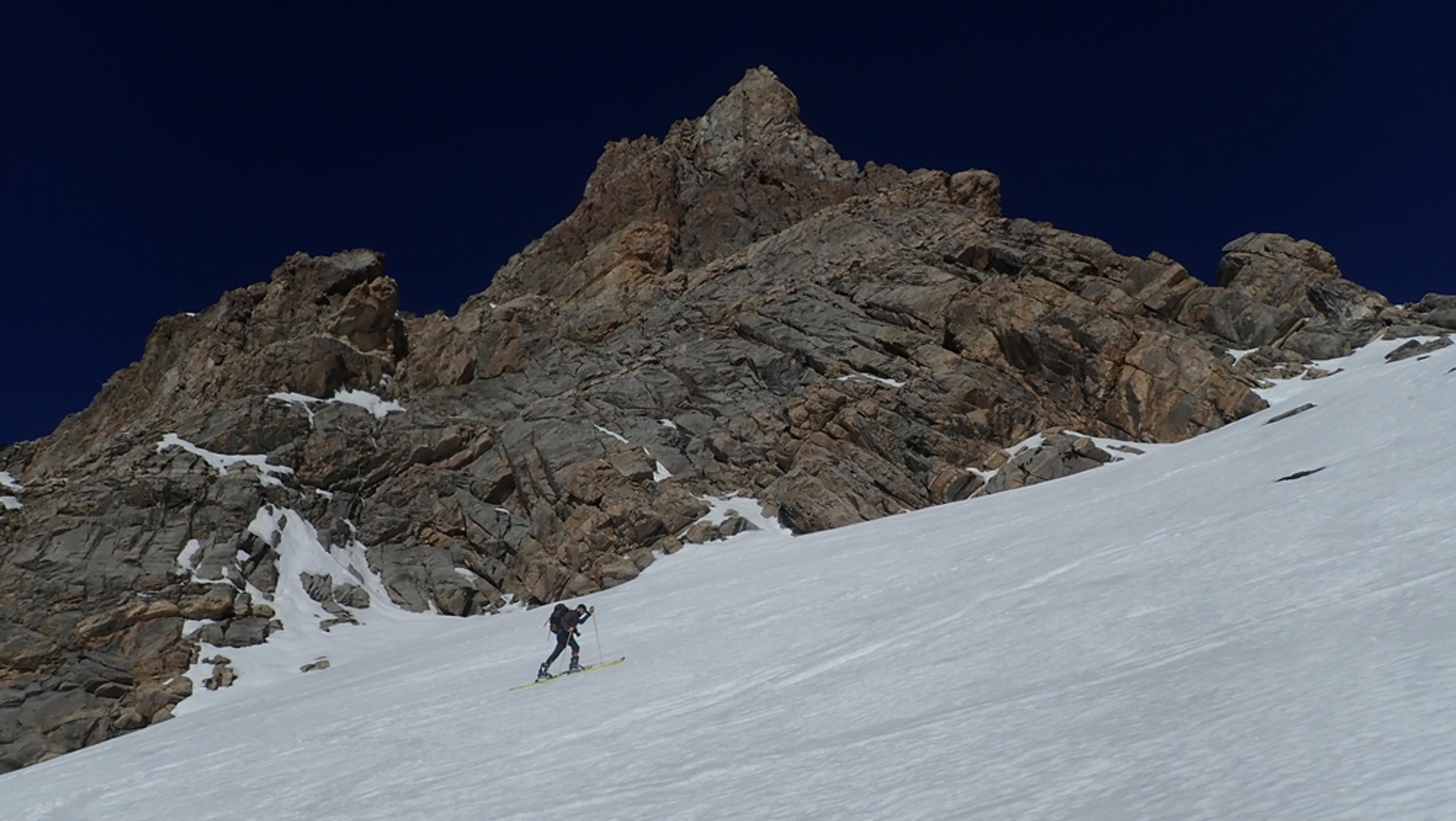 Raid ski – Col de Stroppia – Humain montant