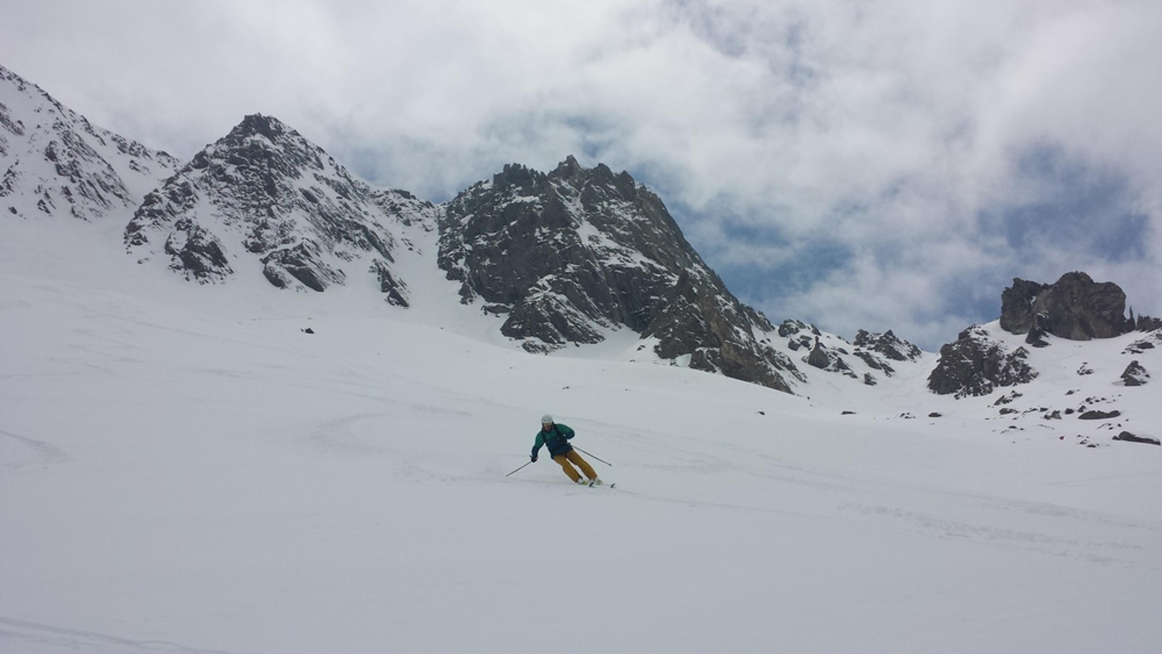 Sagnes Longues - Couloir NW - Sous le couloir toujours très bon!