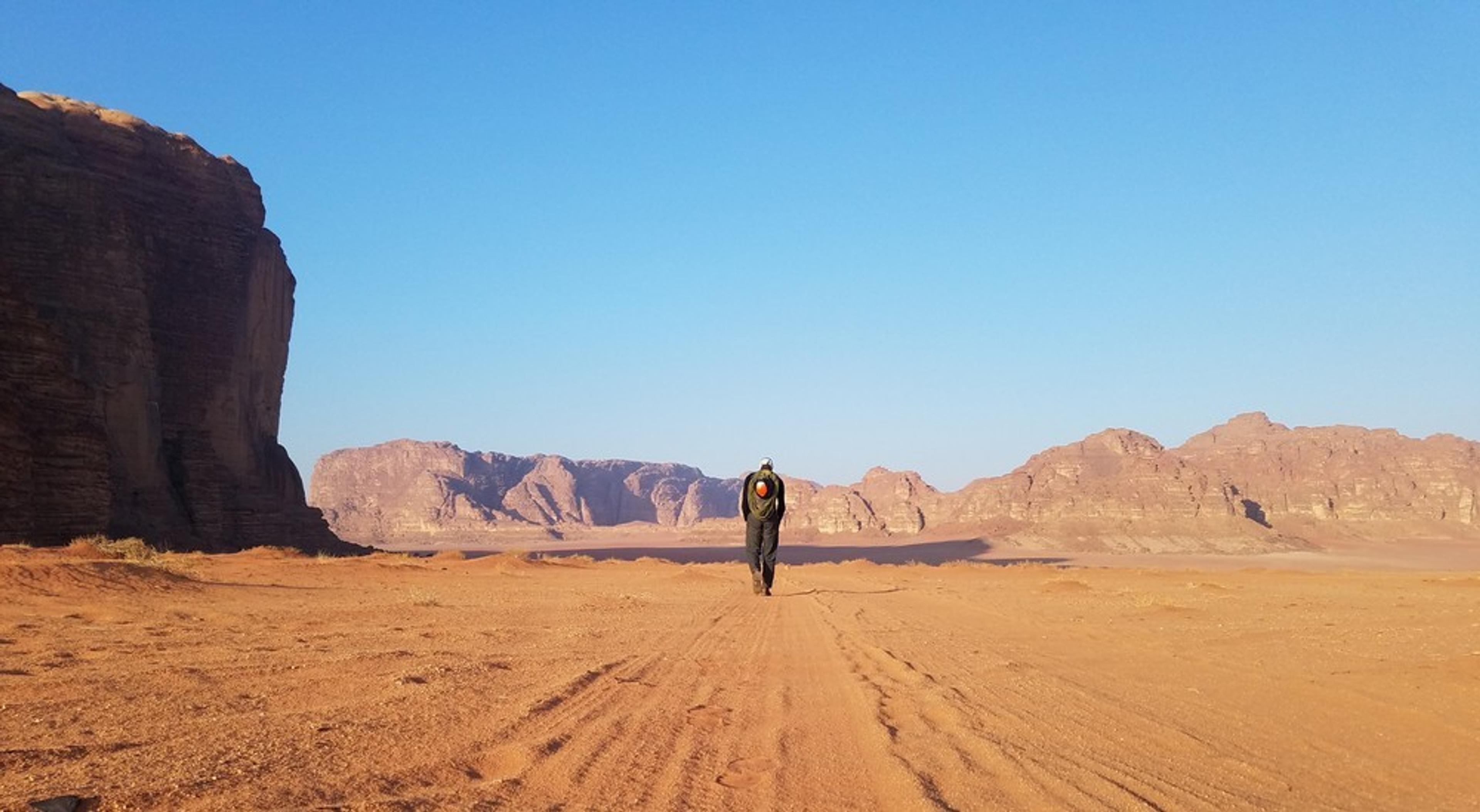 Khazali - Atayek - Poor lonesome climber