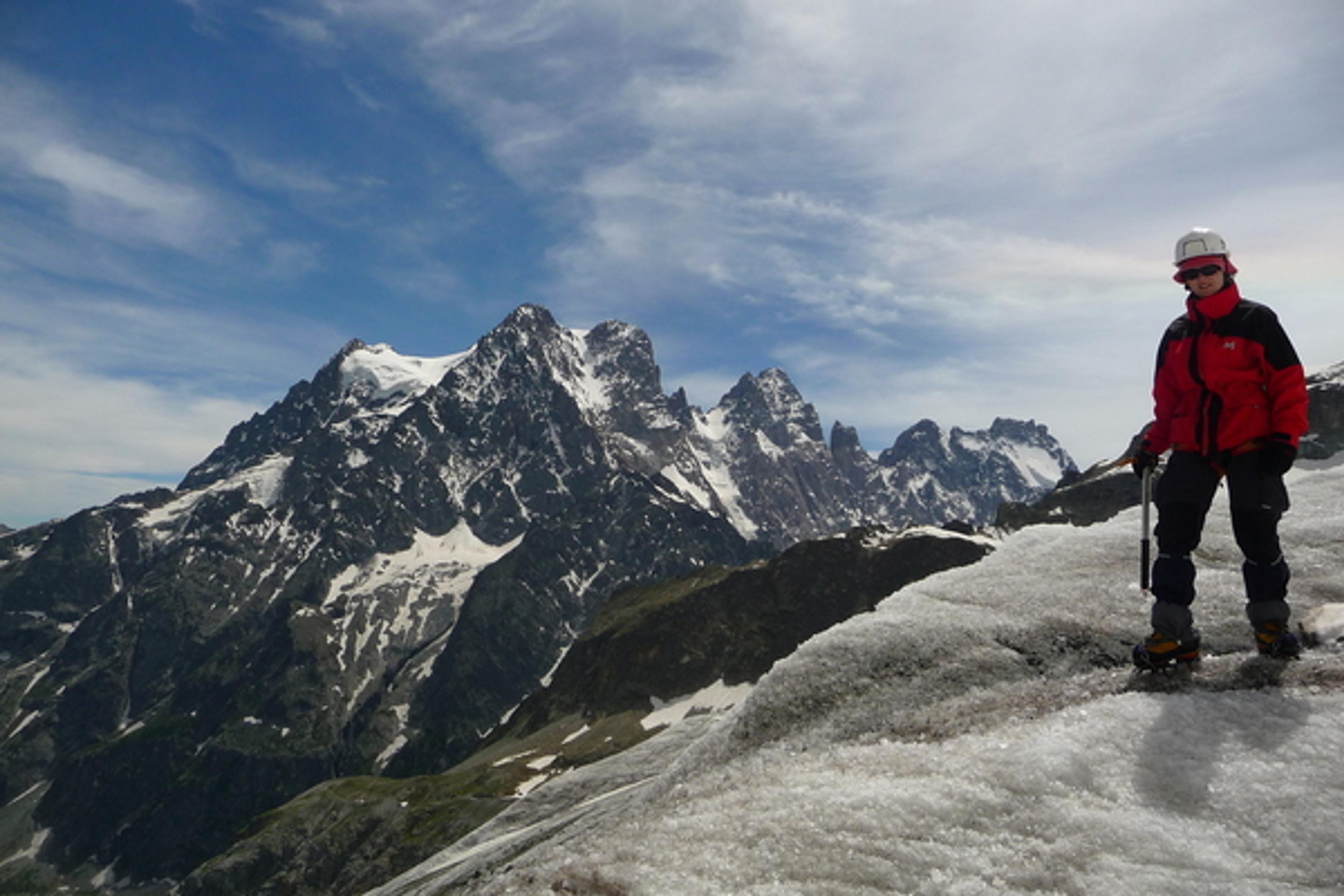 Ecole de glace - Le Pelvoux, spectateur de nos fourmillements