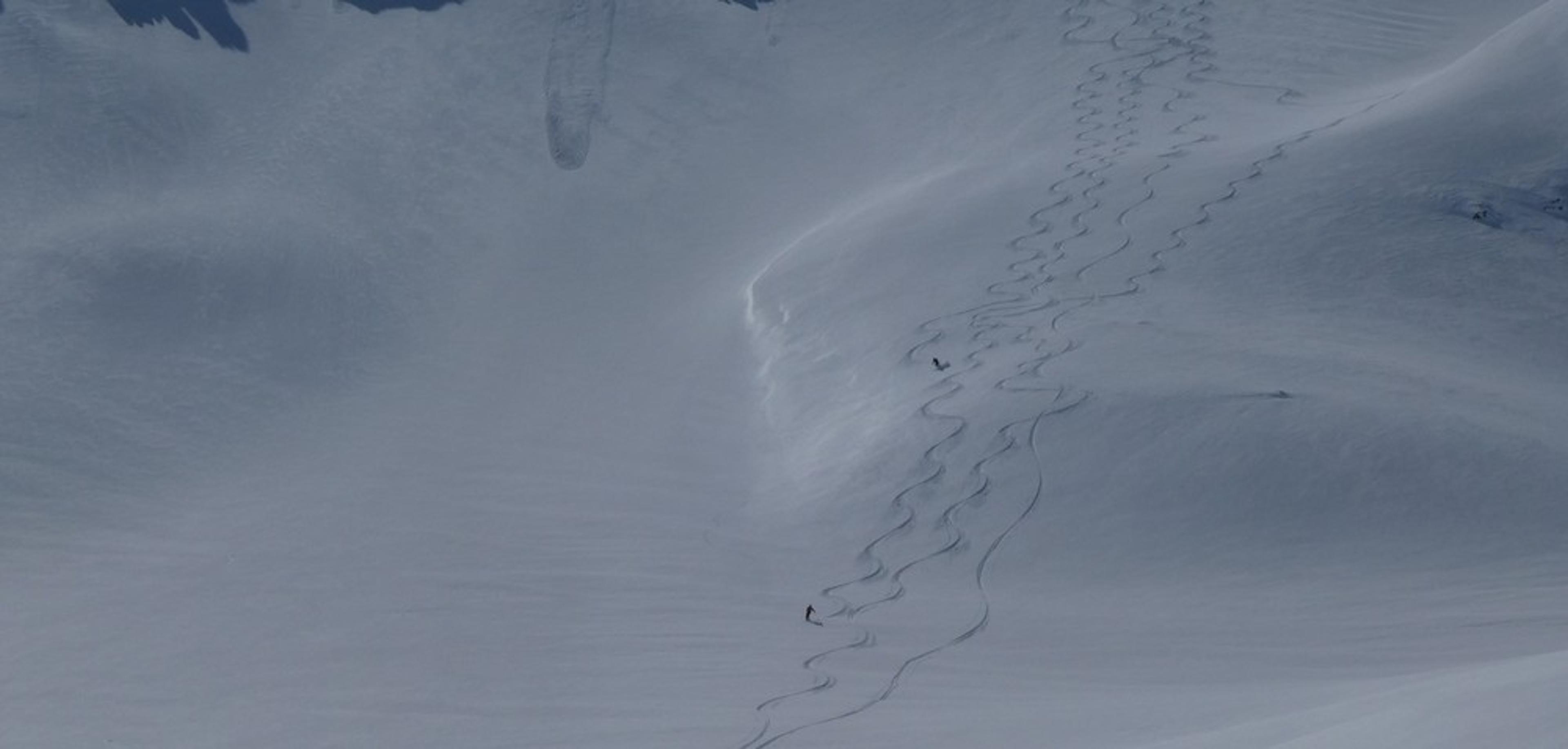 Ski rando terre rouge - Vers la Pissine - Tricotage entre amis