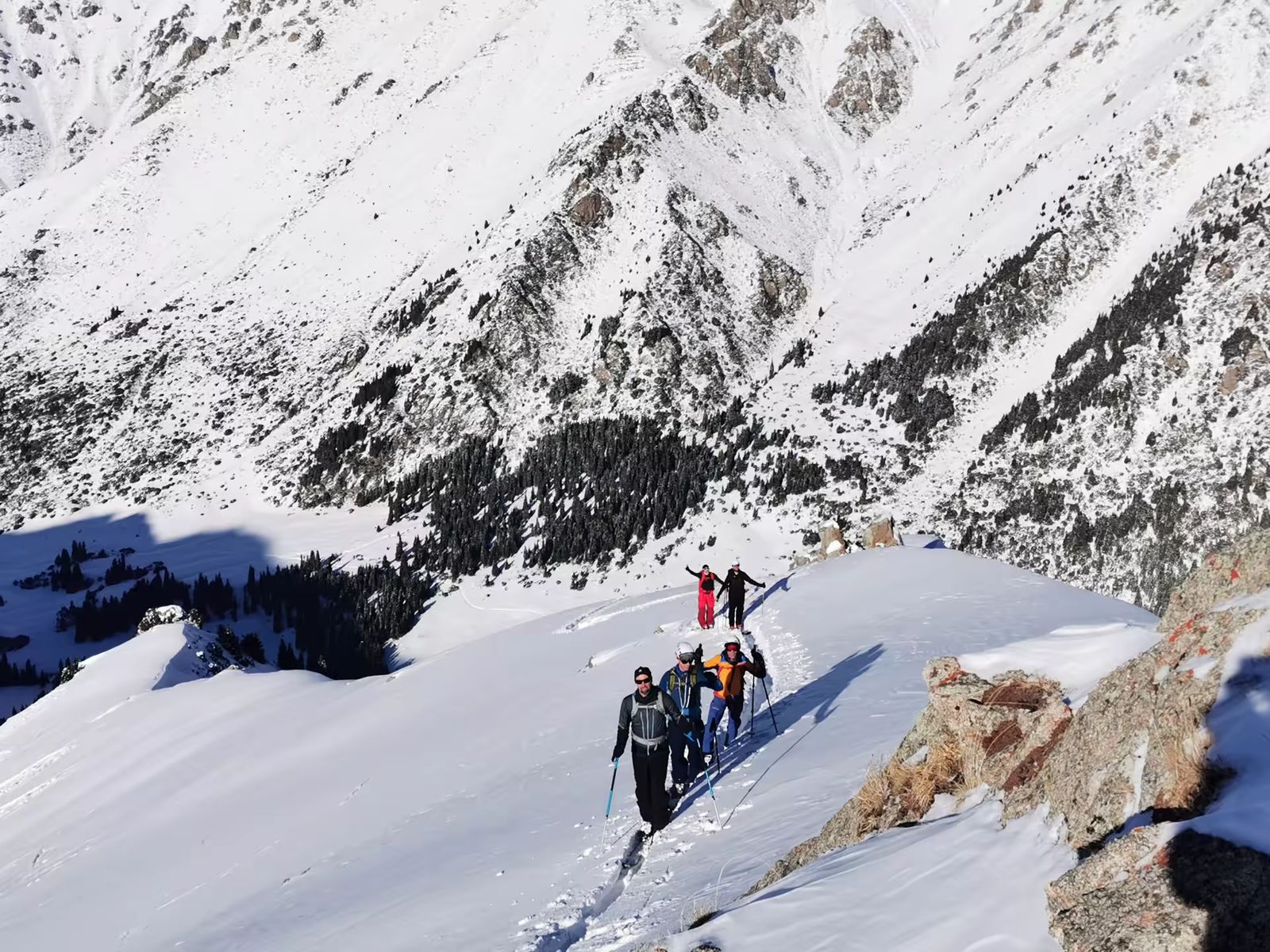 Première montée dans la vallée d'Aksuu au Kirghizistan