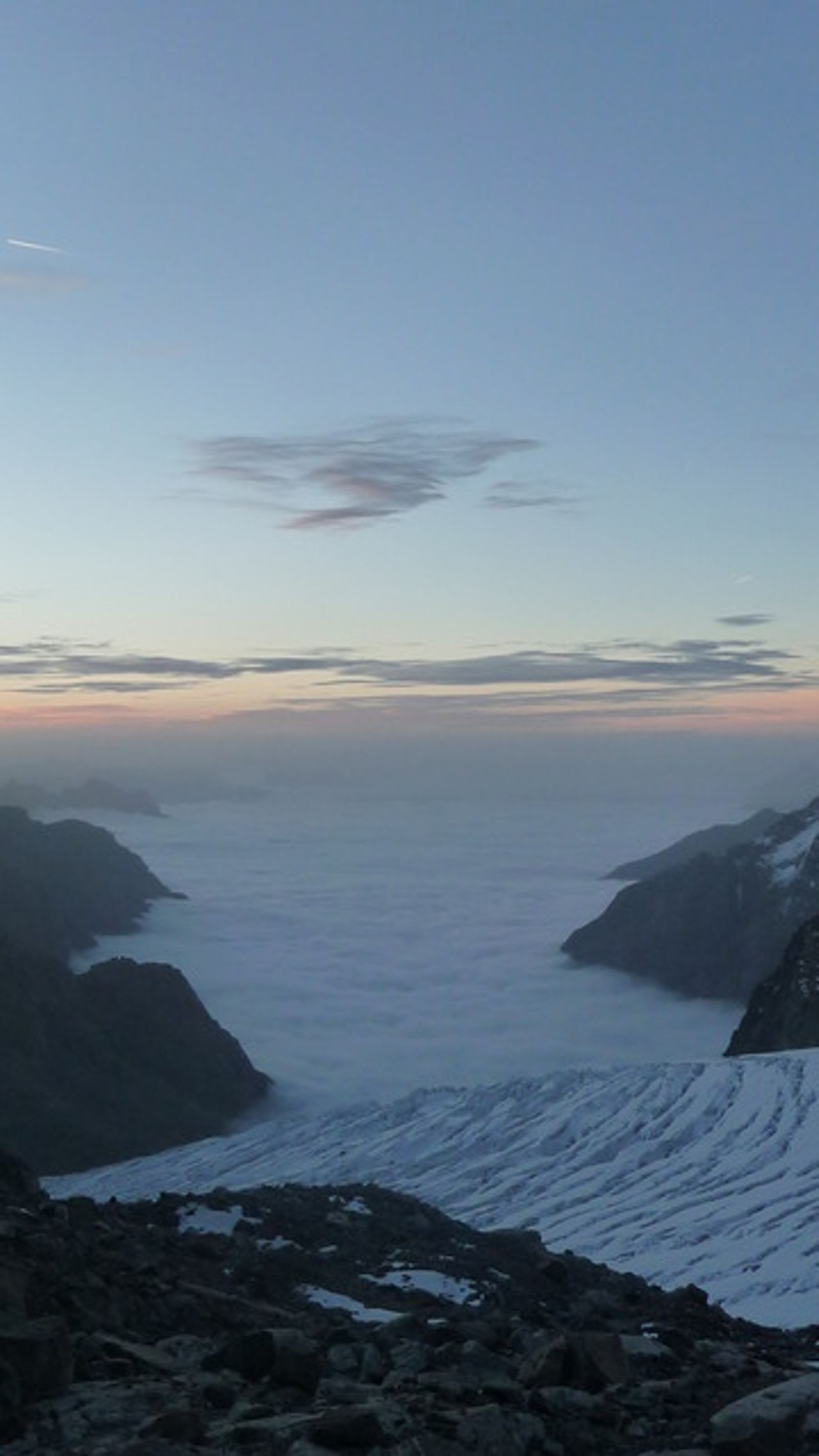 Mer de nuage sur le glacier Blanc