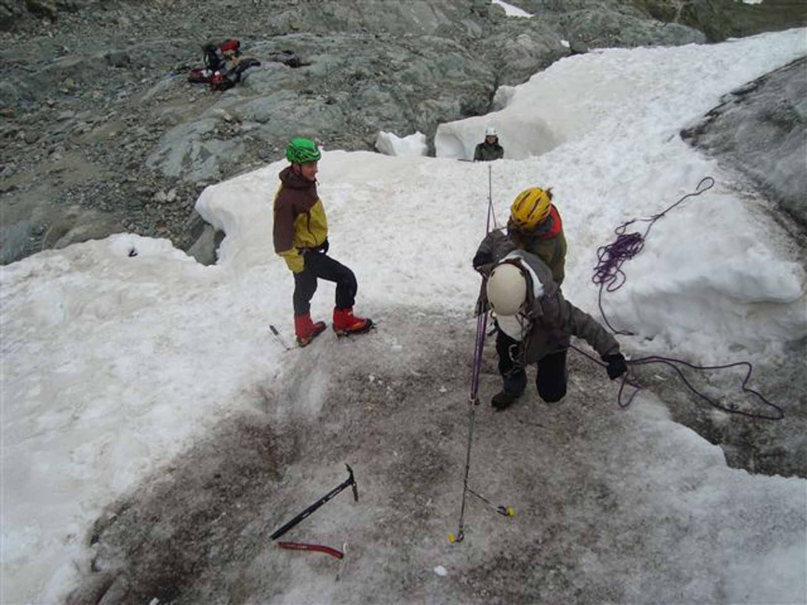 Ecole glace - Glacier Blanc - Mais heureusement qu'en surface les filles assurent!