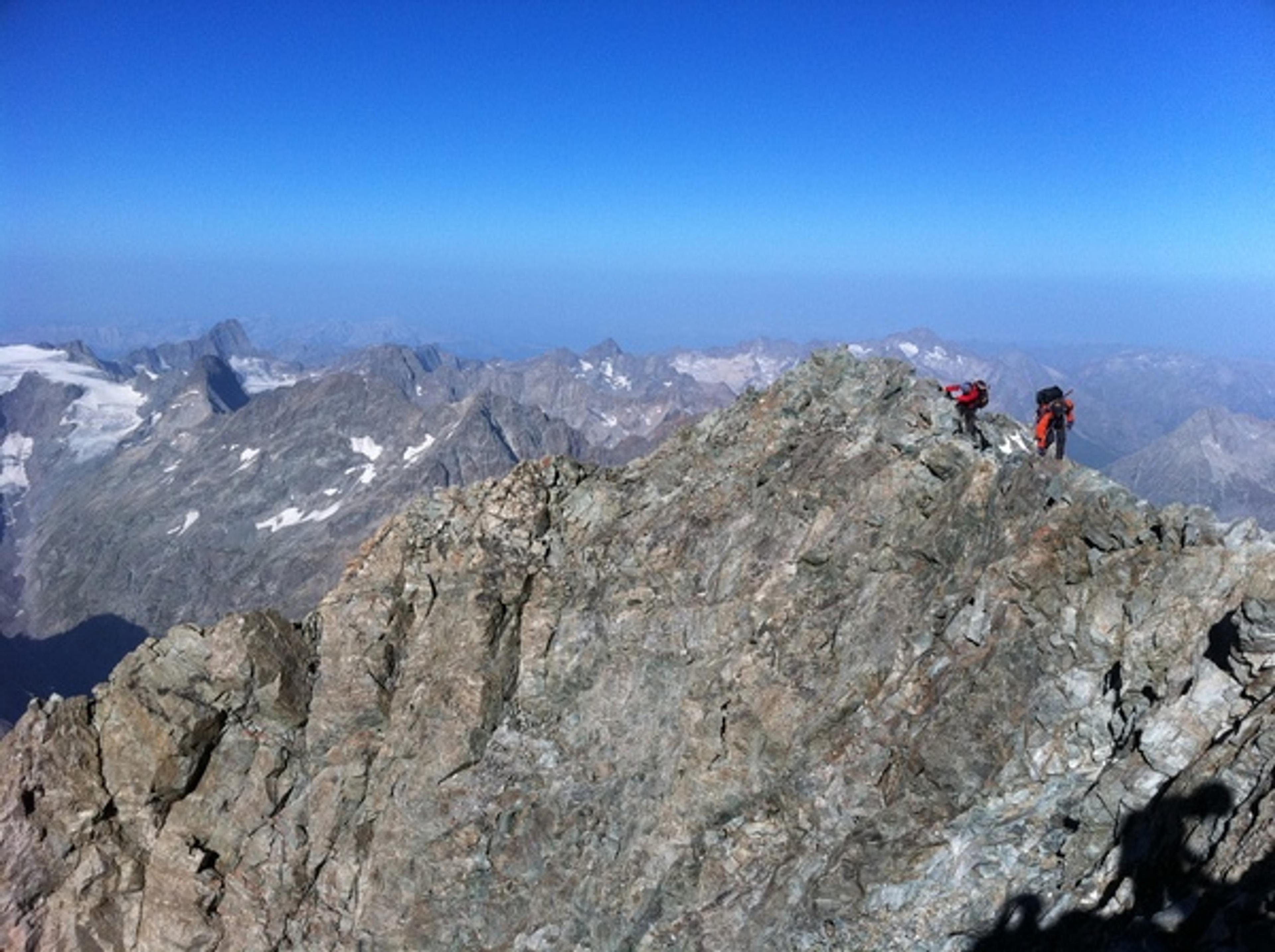 Barre des Ecrins - Vue vers l'ouest