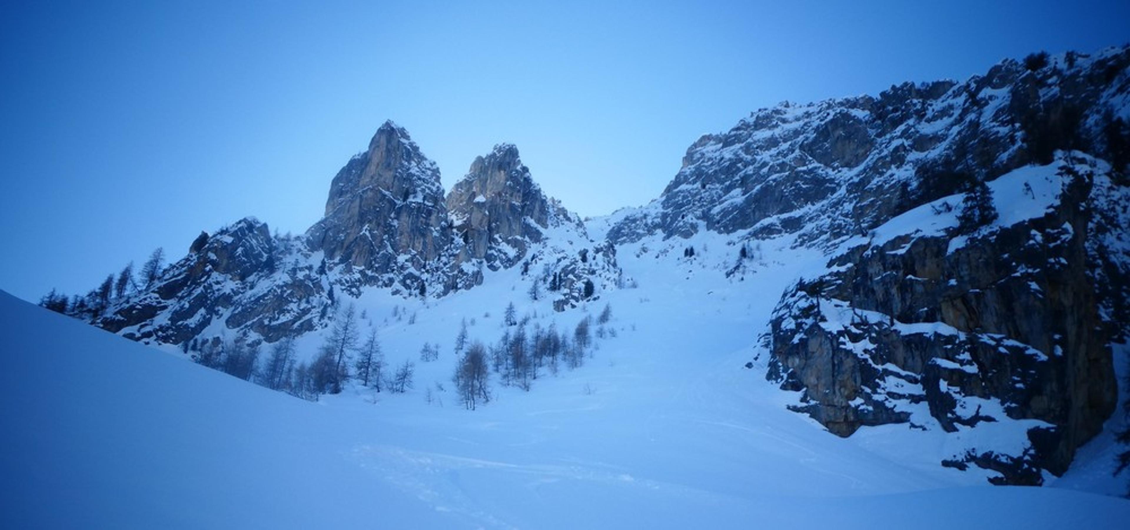 Couloir nord Aiguillas - La ligne