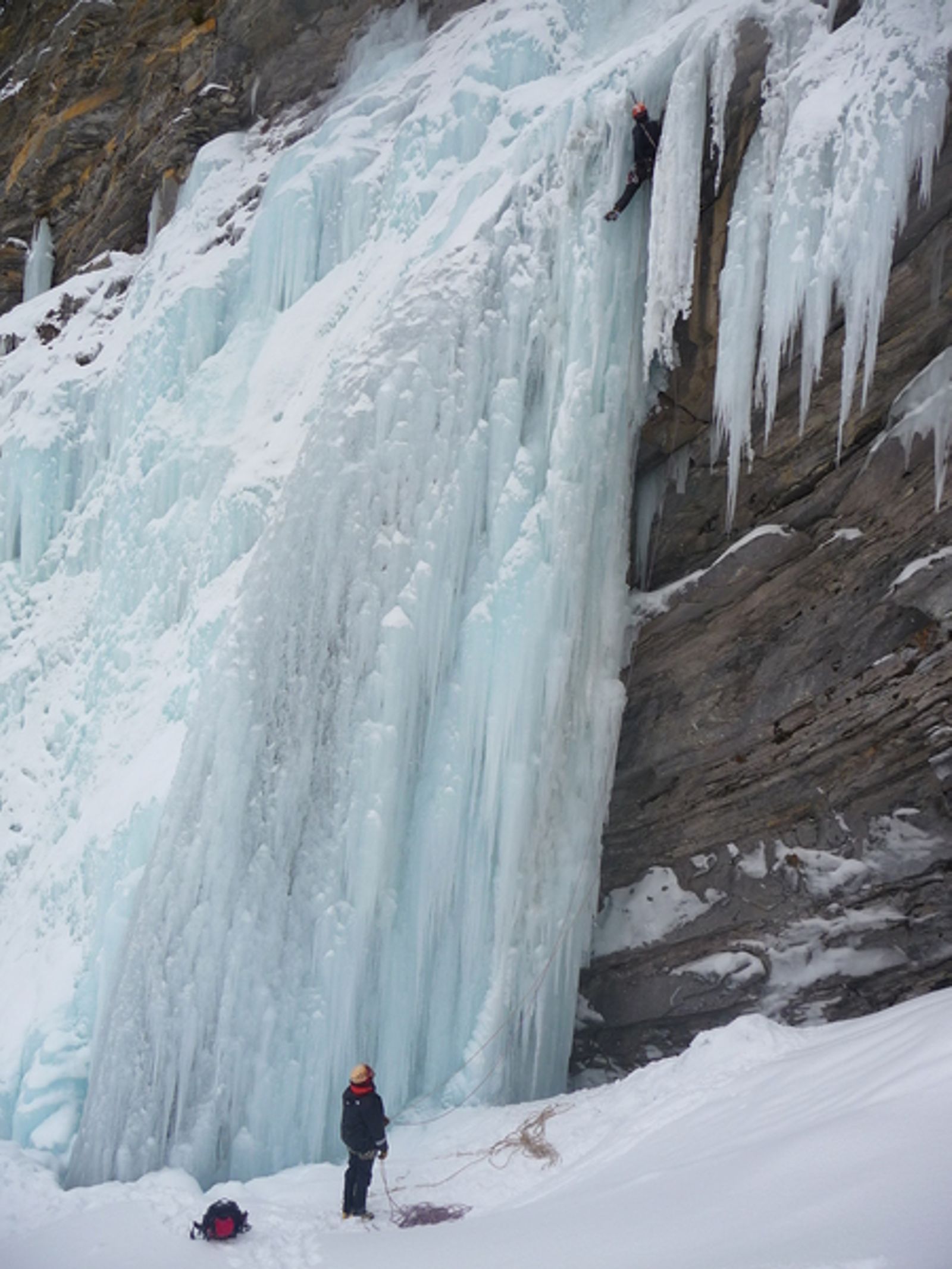 Cascade de glace à Crévoux - Vue de la longueur