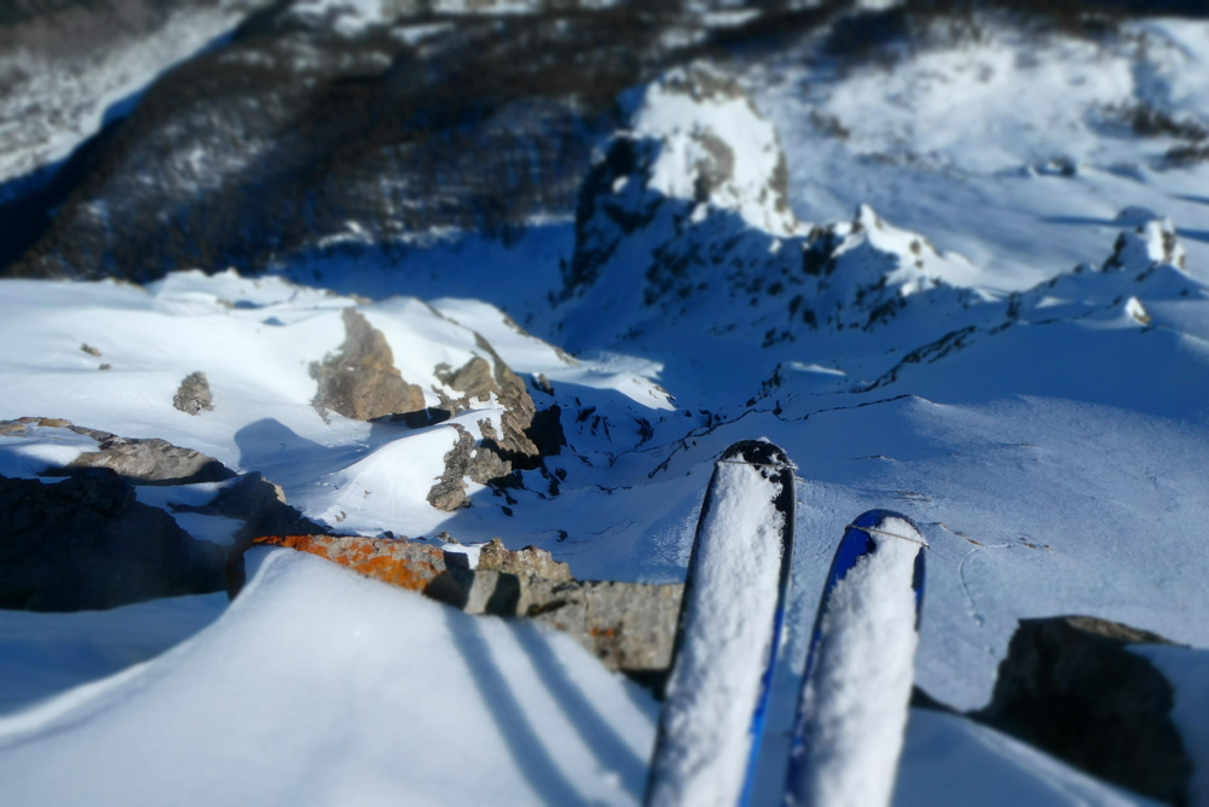 Couloir nord Aiguillas - En bas là bas