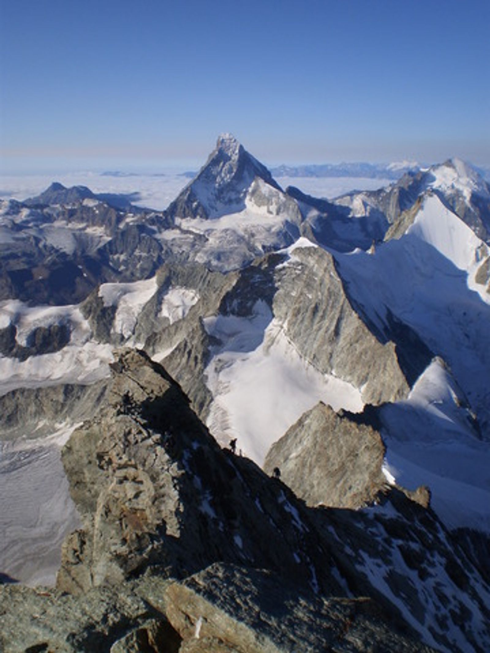 Vue sur le Cervin et l'Obergabelhorn depuis le Zinalrothorn