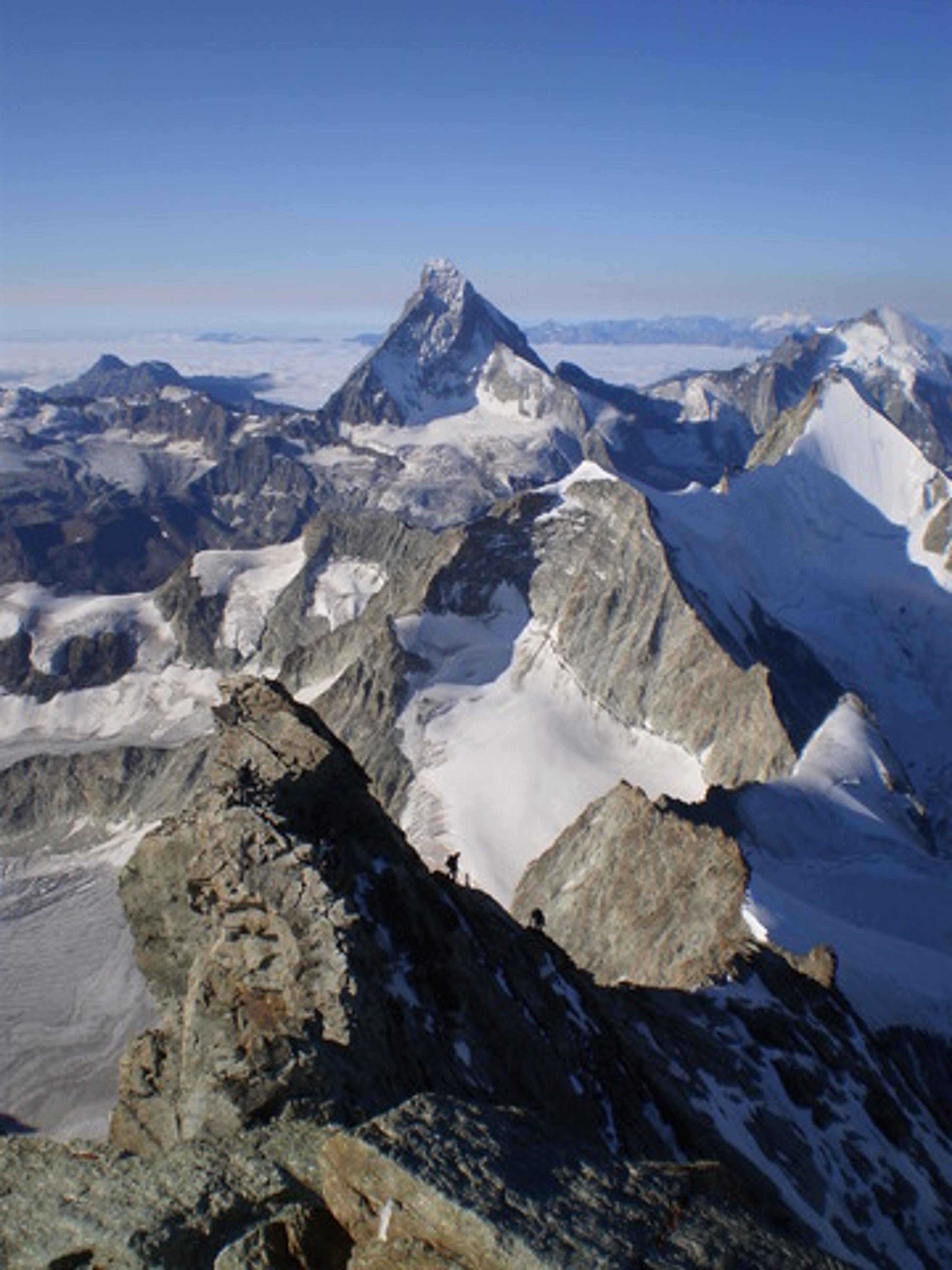 Vue sur le Cervin et l'Obergabelhorn depuis le Zinalrothorn