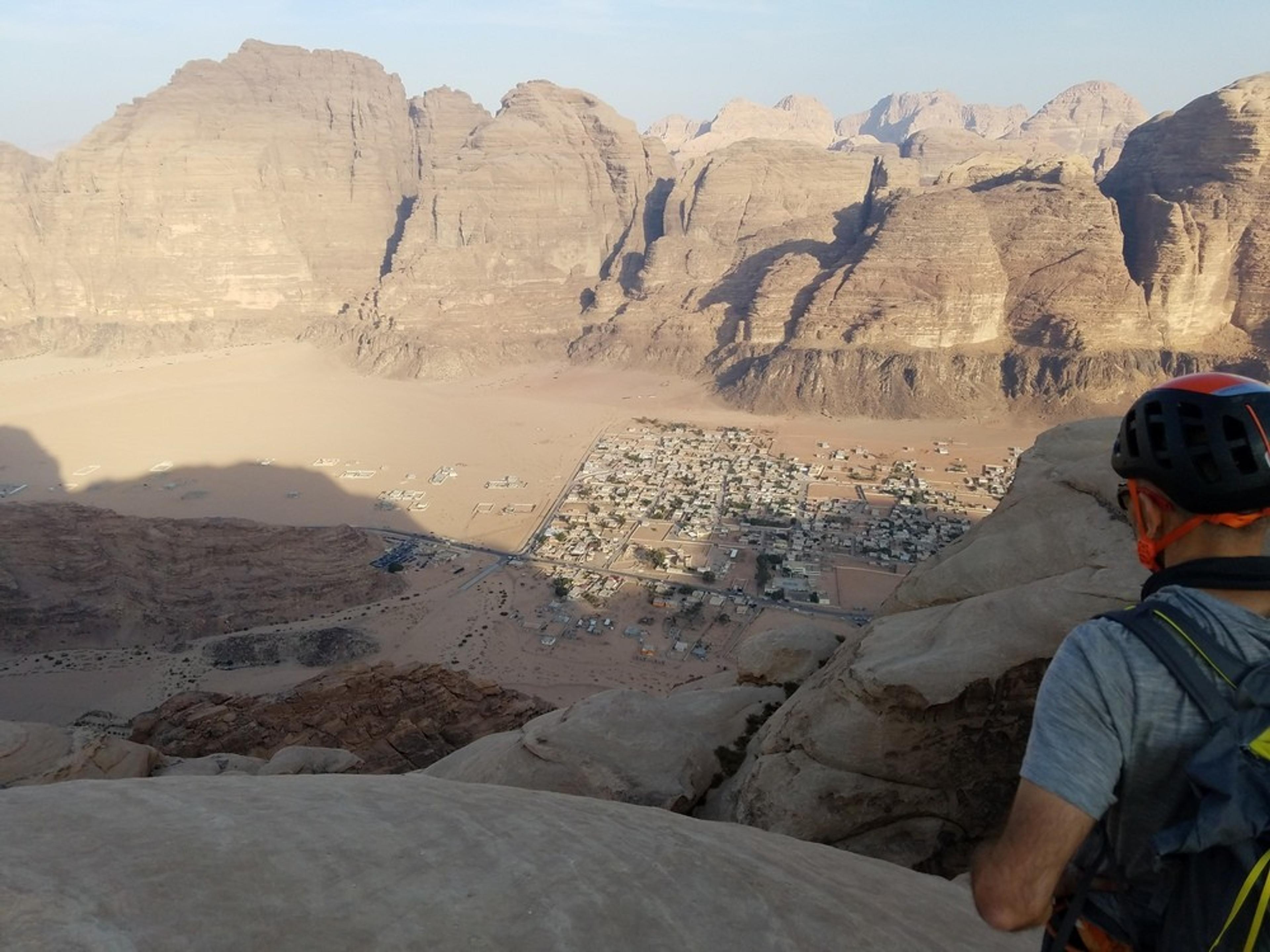 Al Thalamiyah - Bled en vue!