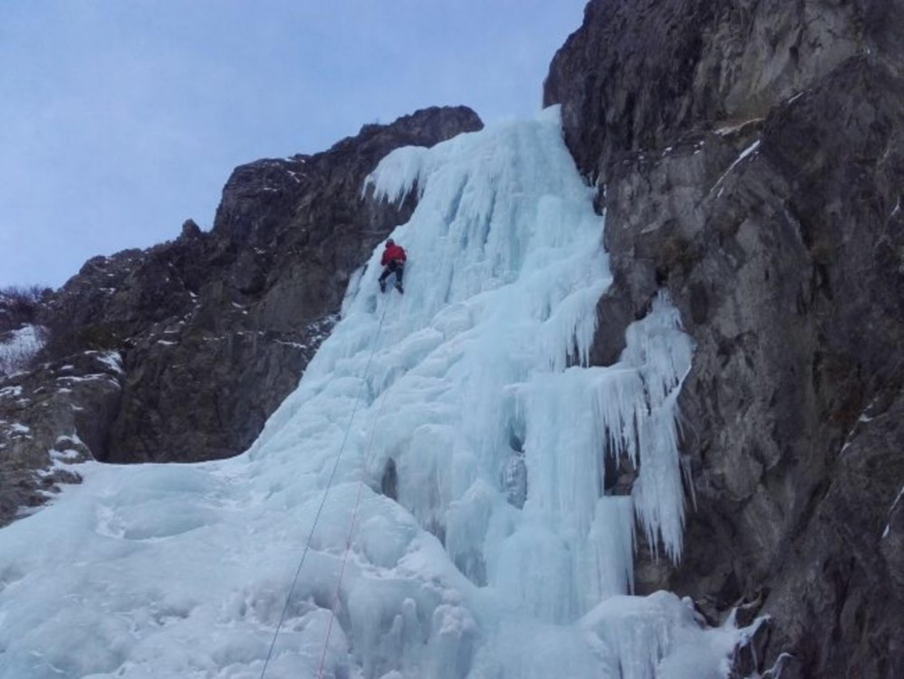 Géant des tempêtes - Sylvano prend sa dose annuelle de glaçon