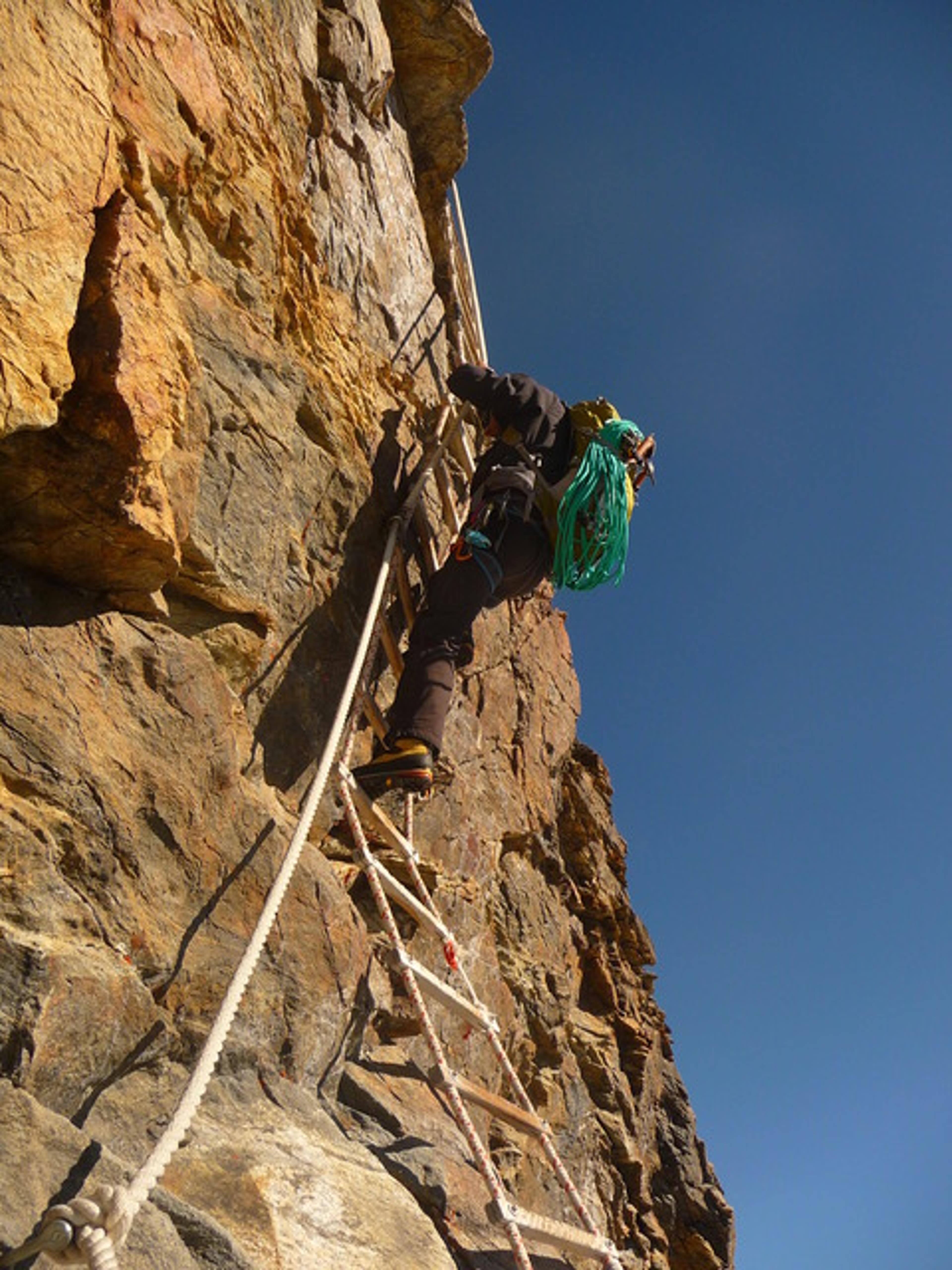 Cervin - Voie Schmidt - L'échelle Jordan à la descente de l'arête du Lion