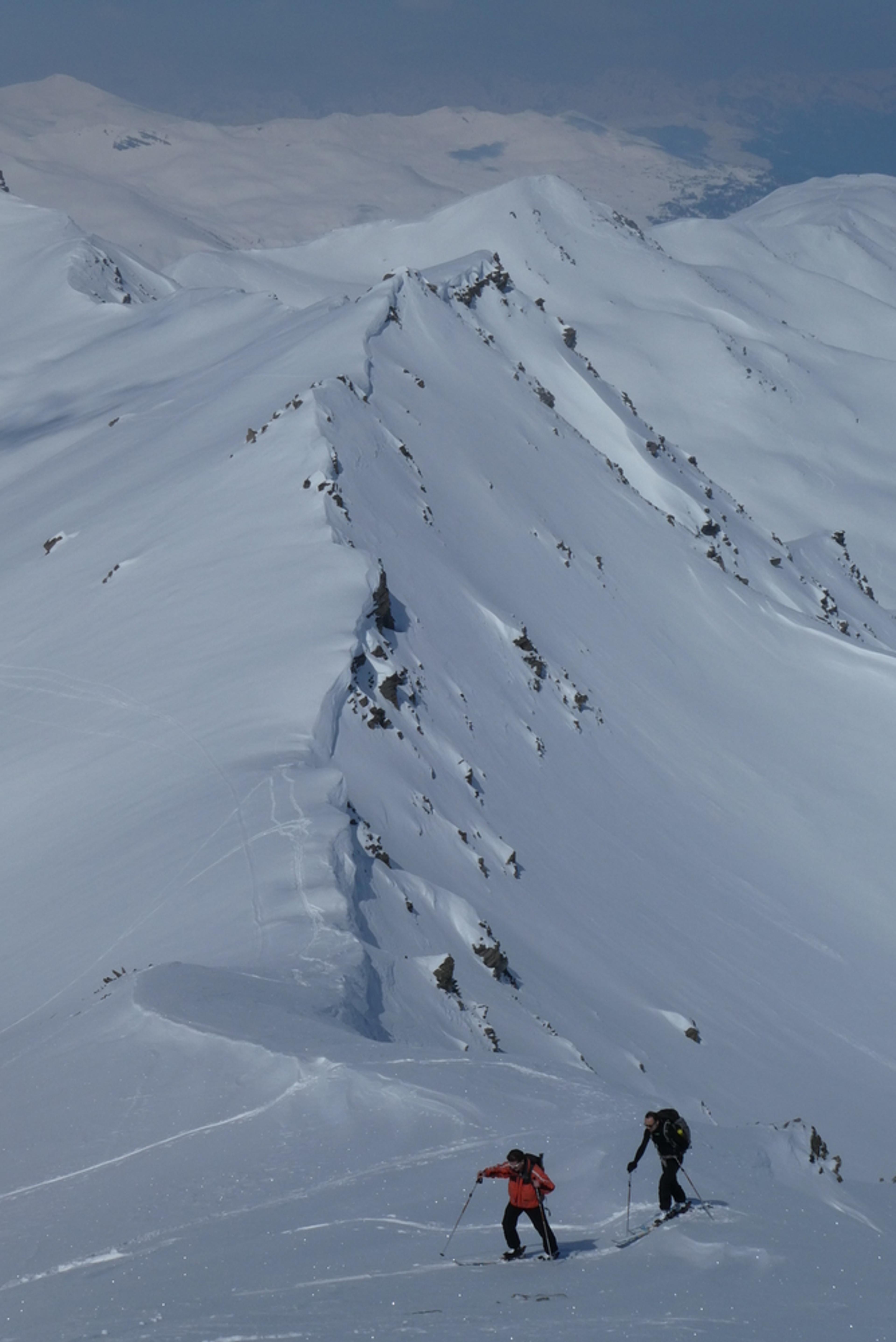Ski rando terre rouge - Vers la Pissine - La crête du Touvet
