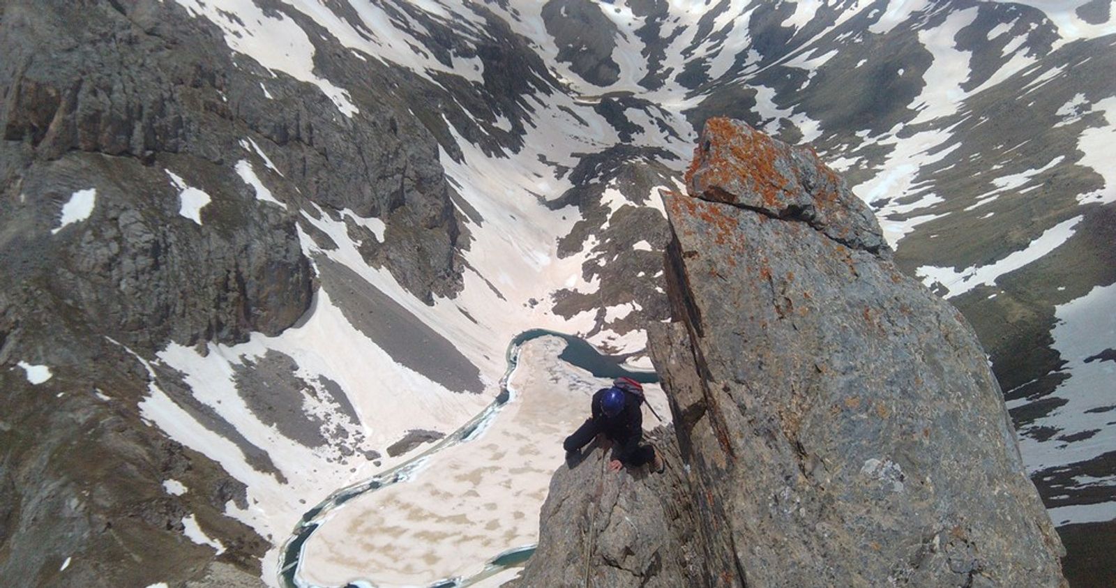 Arête de la Bruyère - Belle ambiance au dessus du lac