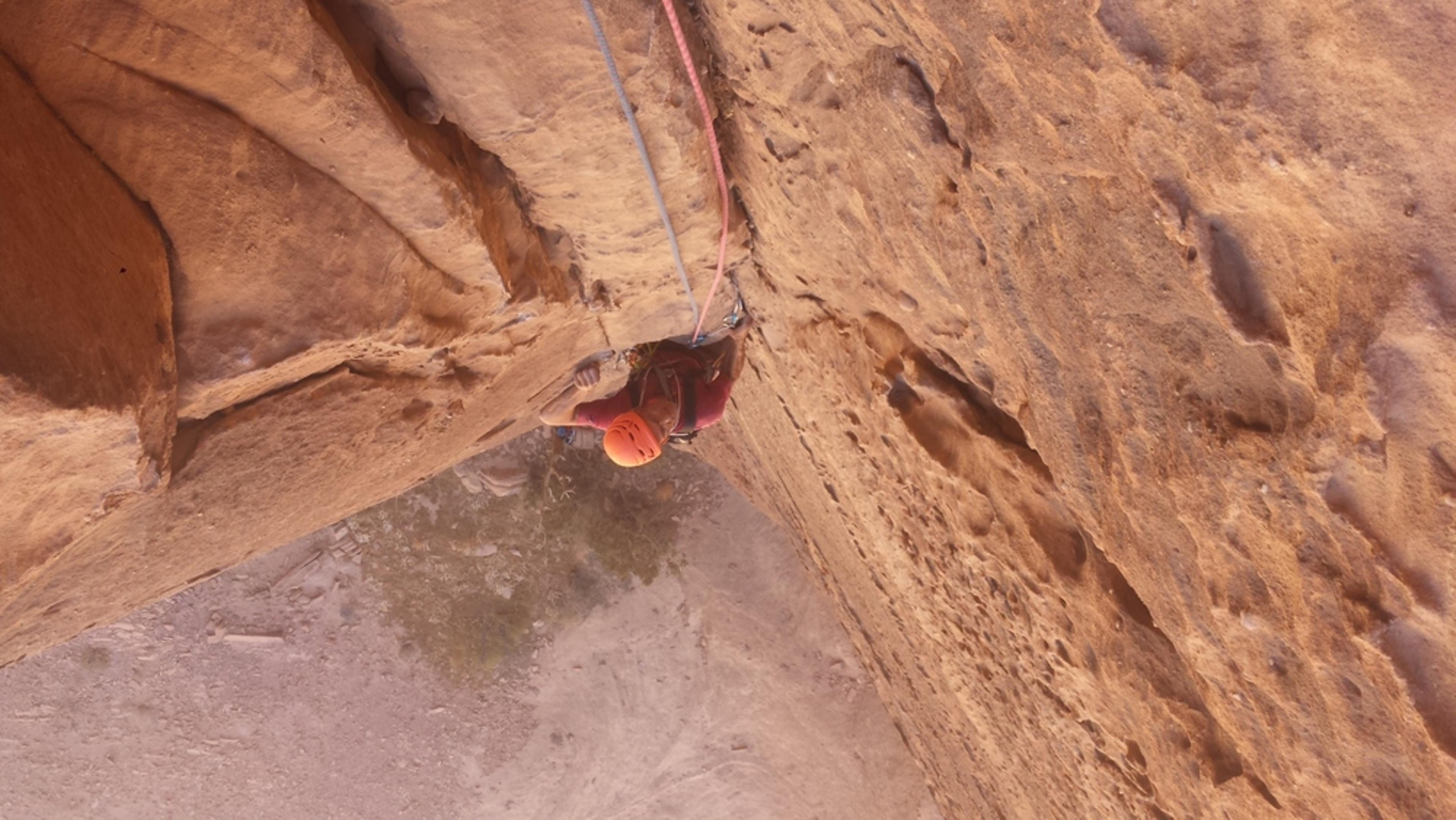 Barrah canyon - Rumeurs de la pluie - Dans la première longueur