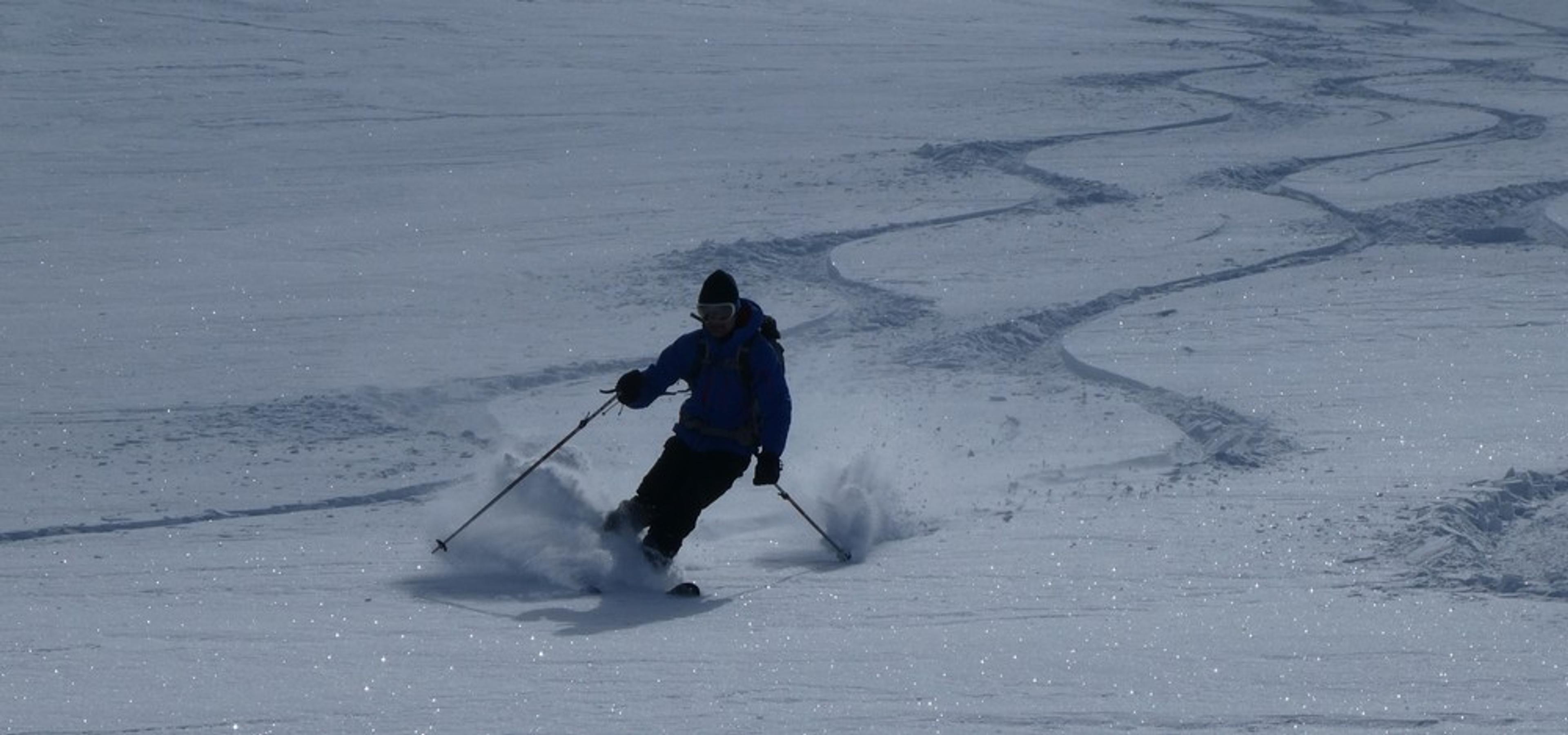 Ski rando terre rouge - Vers la Pissine - Pas mauvais là