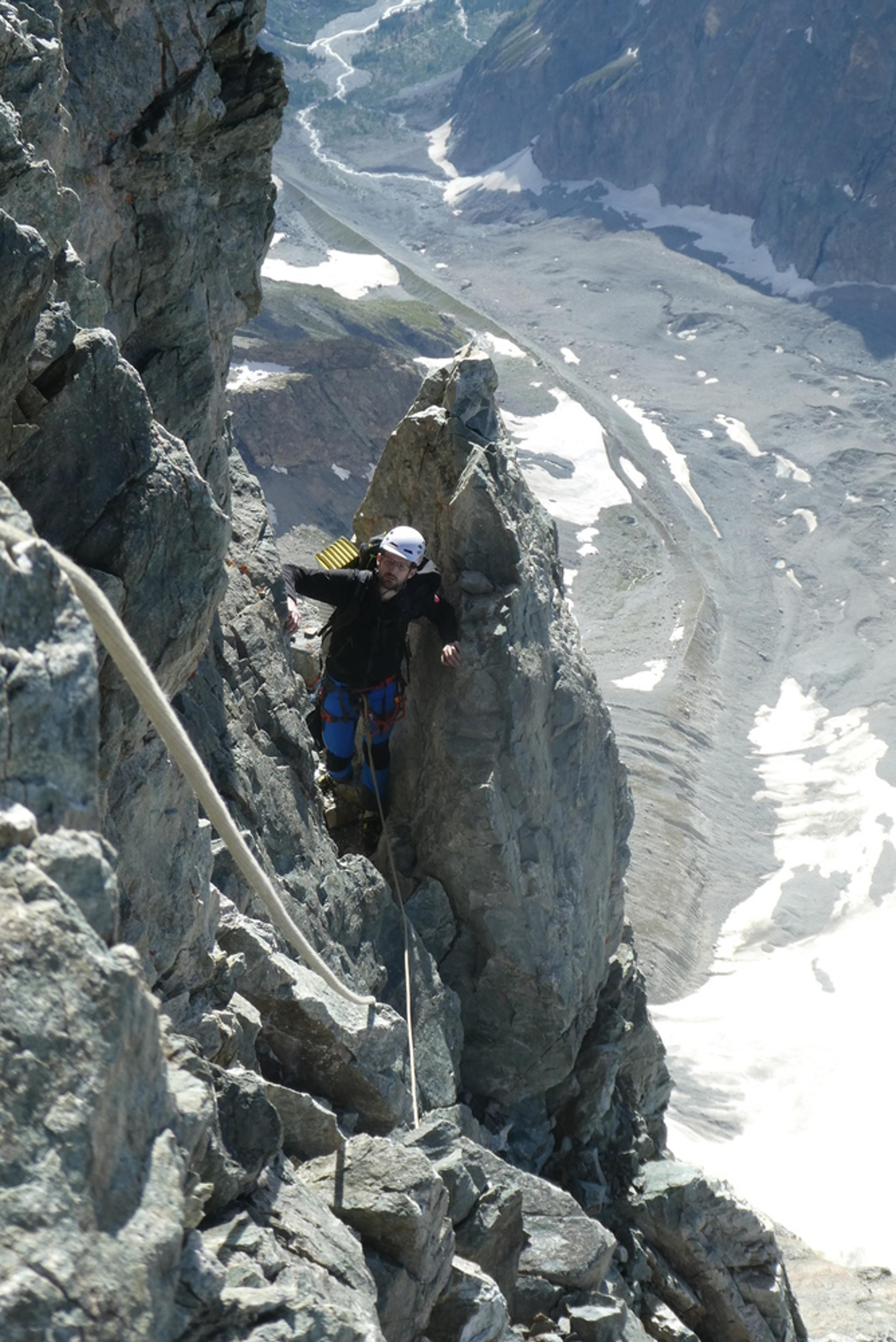Pilier sud Barre Ecrins - Le fameux "feuillet décollé"