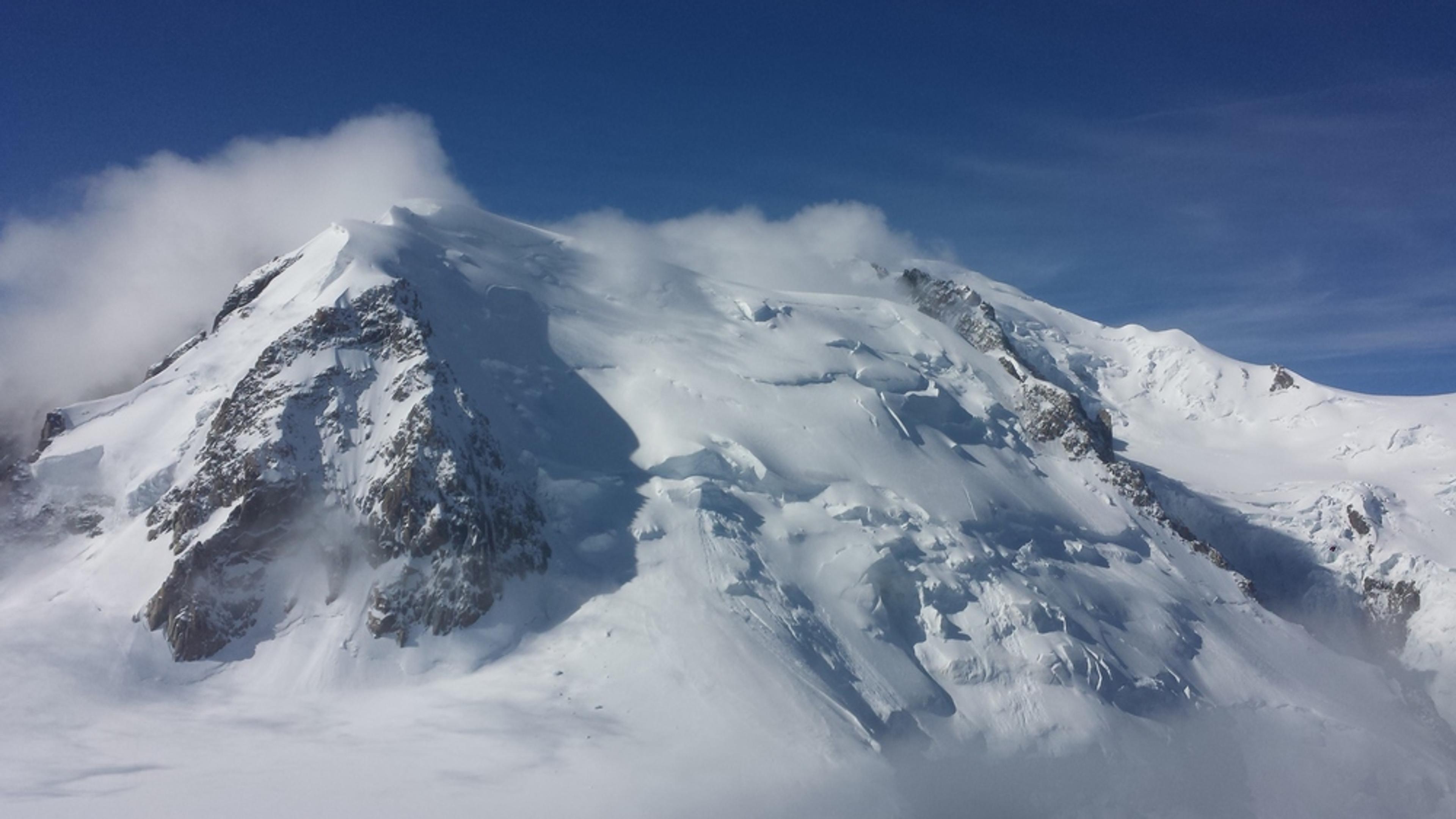 Arête des Cosmiques - Vue vers le Mont-Blanc