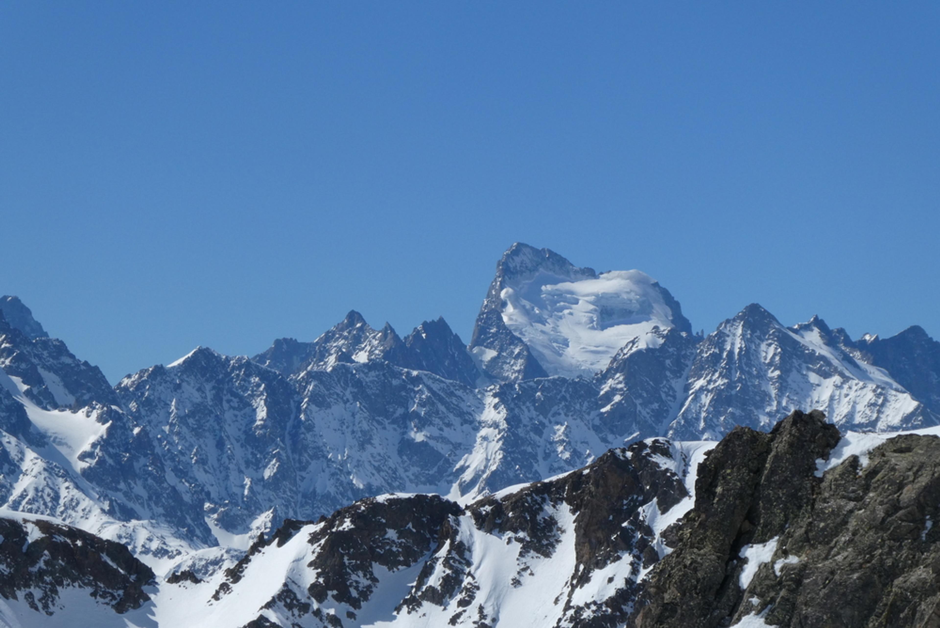 Raid ski randonnée Cerces - Barre des Ecrins