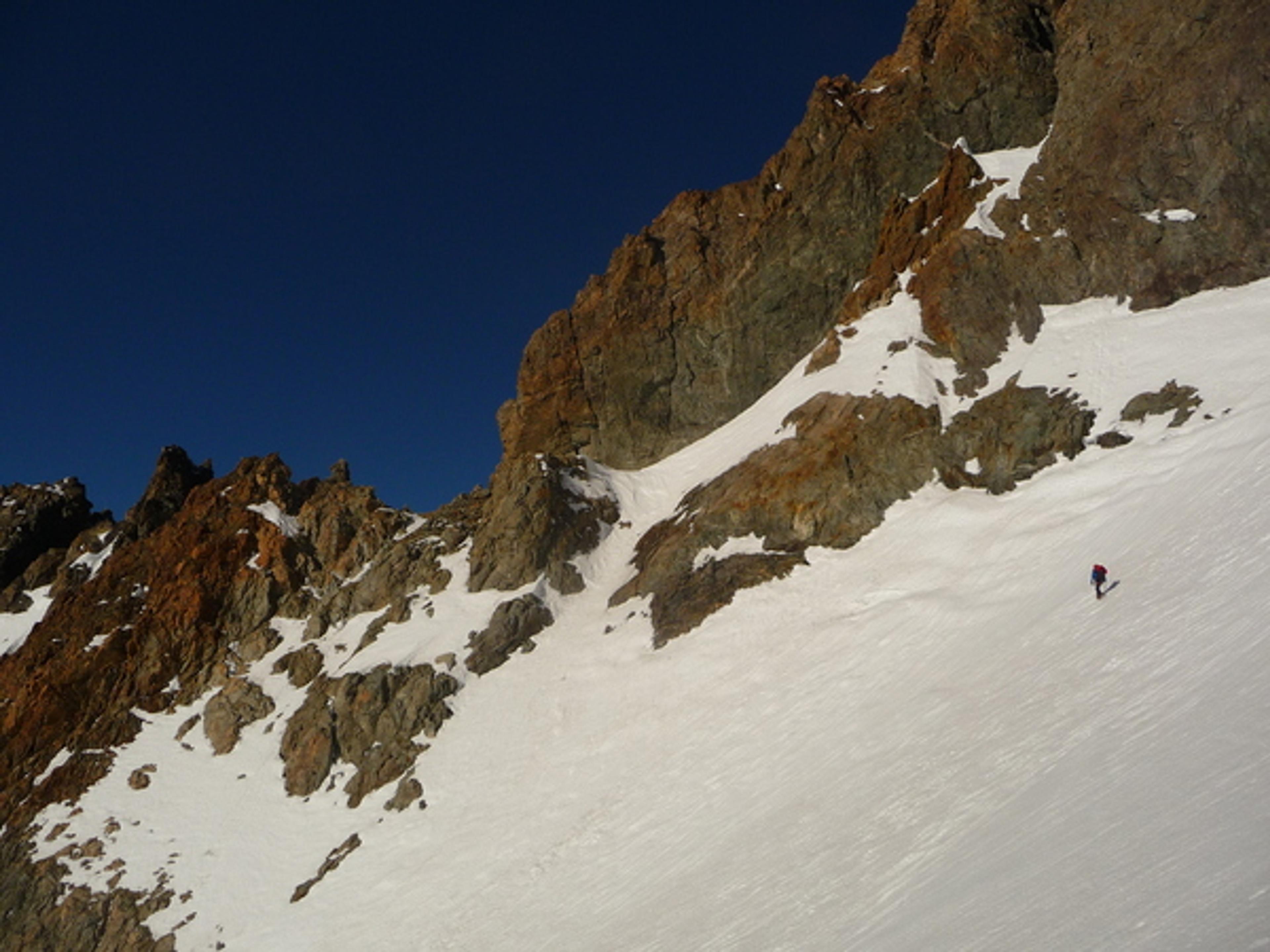 Traversée des ailefroides et retour - La remontée à la brêche
