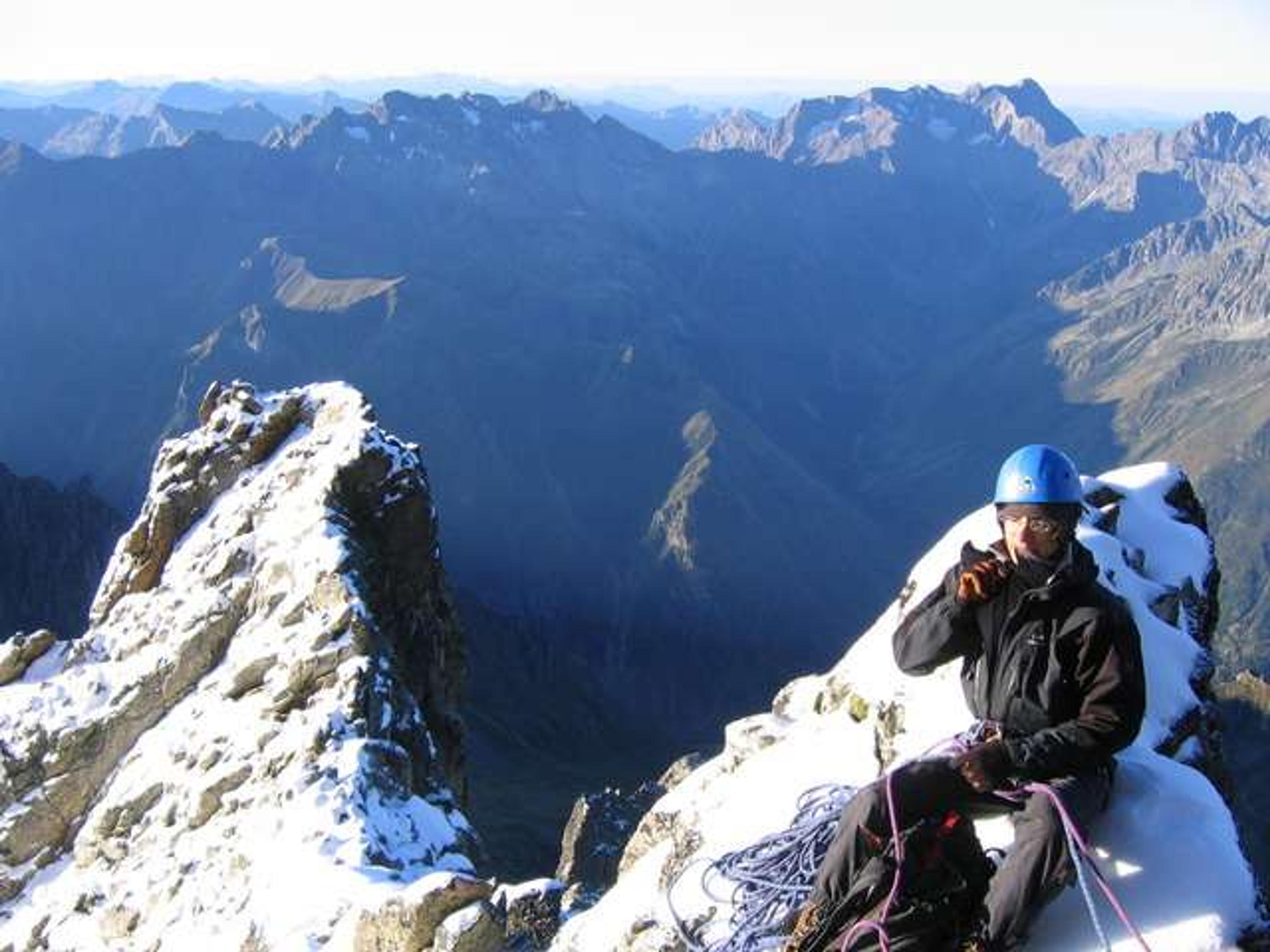 Benoit sur l'arête sud de l'Olan